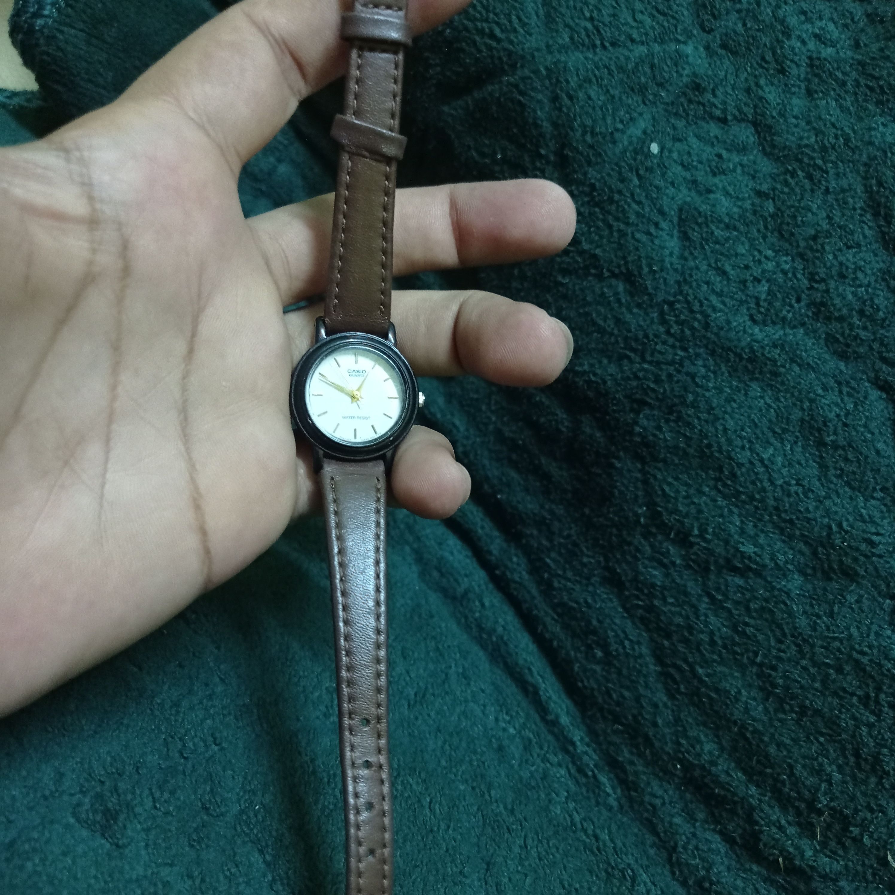 Retro CASIO Ladies Watch v(LQ-139) Japan Quartz Authentic