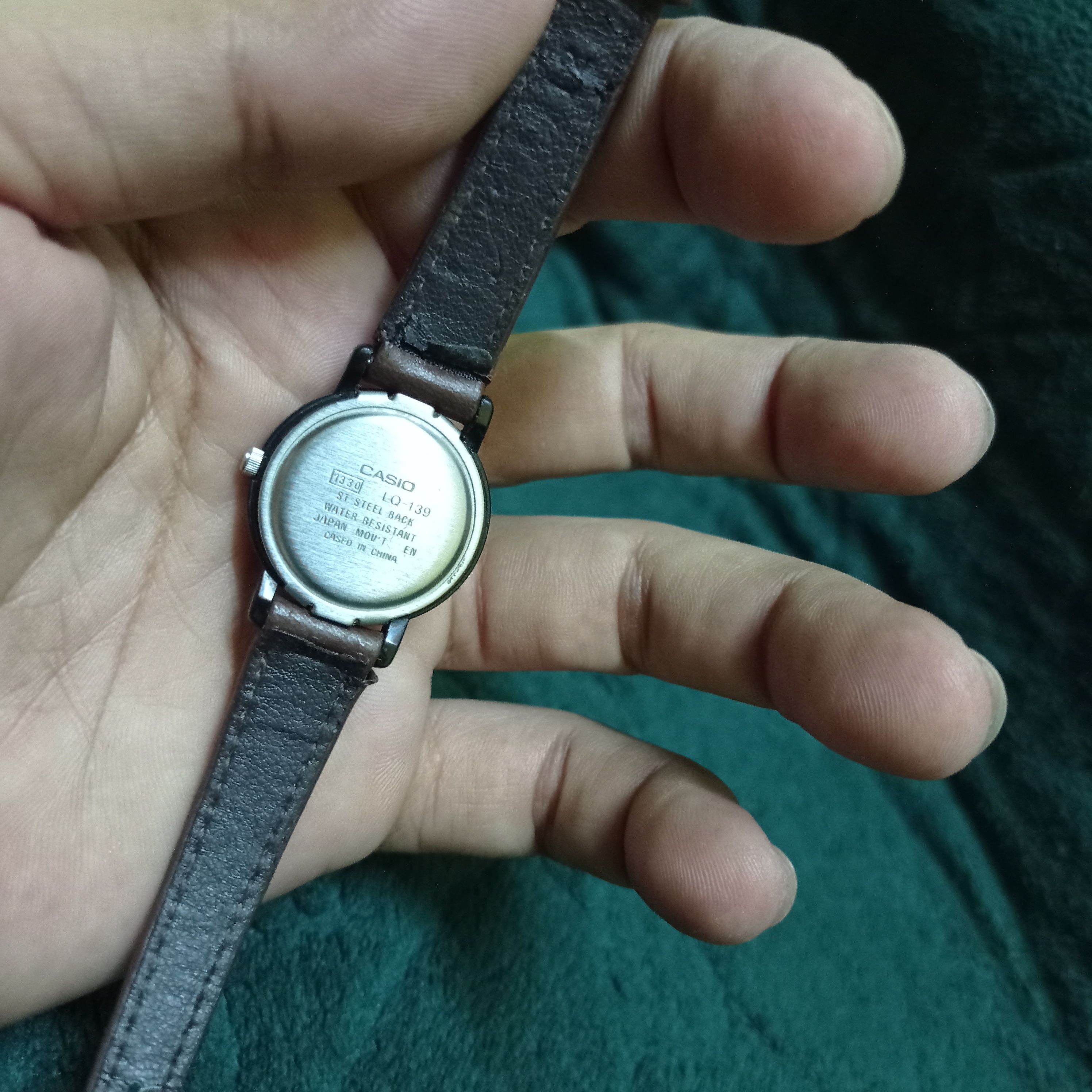 Retro CASIO Ladies Watch v(LQ-139) Japan Quartz Authentic