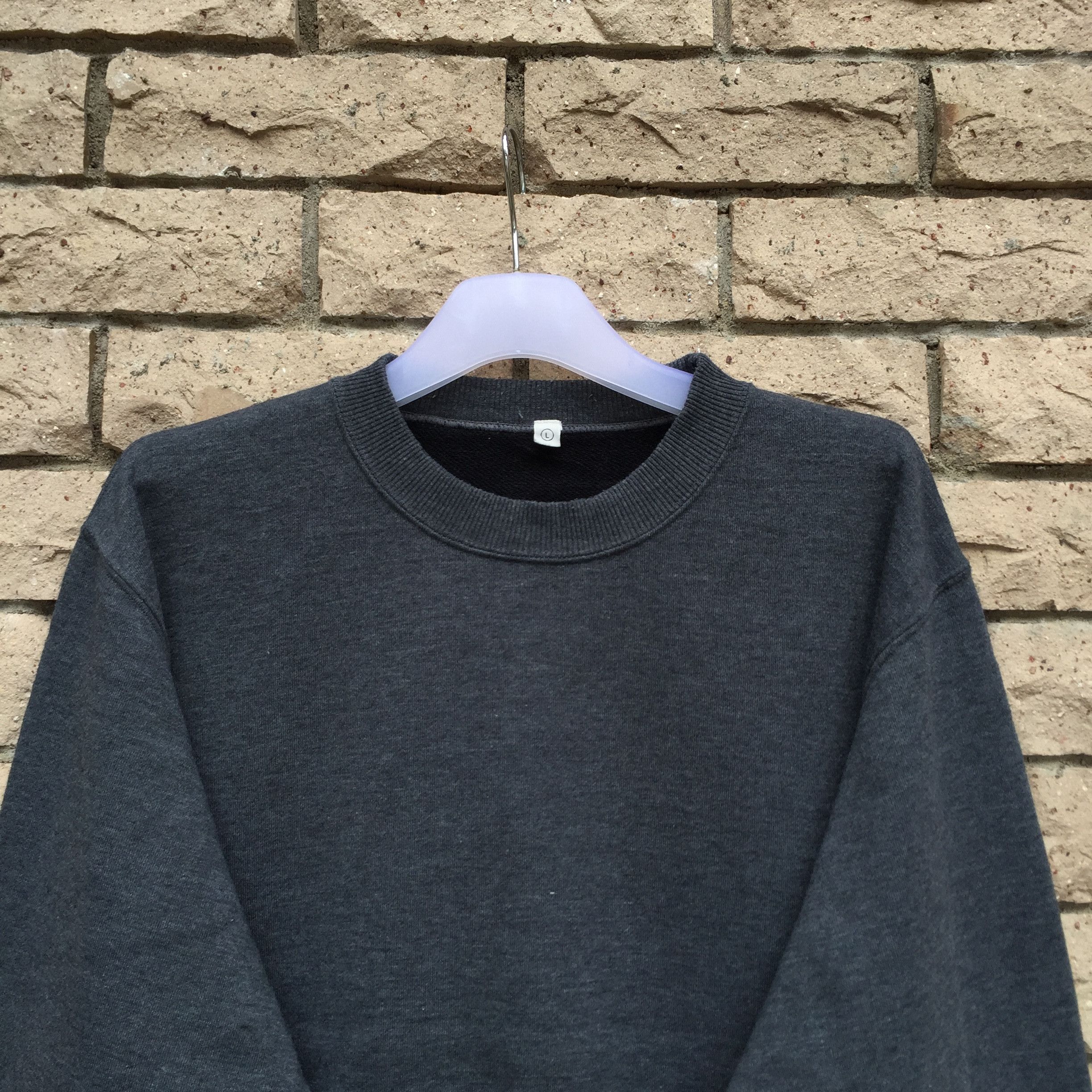 Japanese Brand × Uniqlo UNIQLO Sweatshirt plain color.. dark gey.. japan brands.. Size US M / EU 48-50 / 2 - 2 Thumbnail