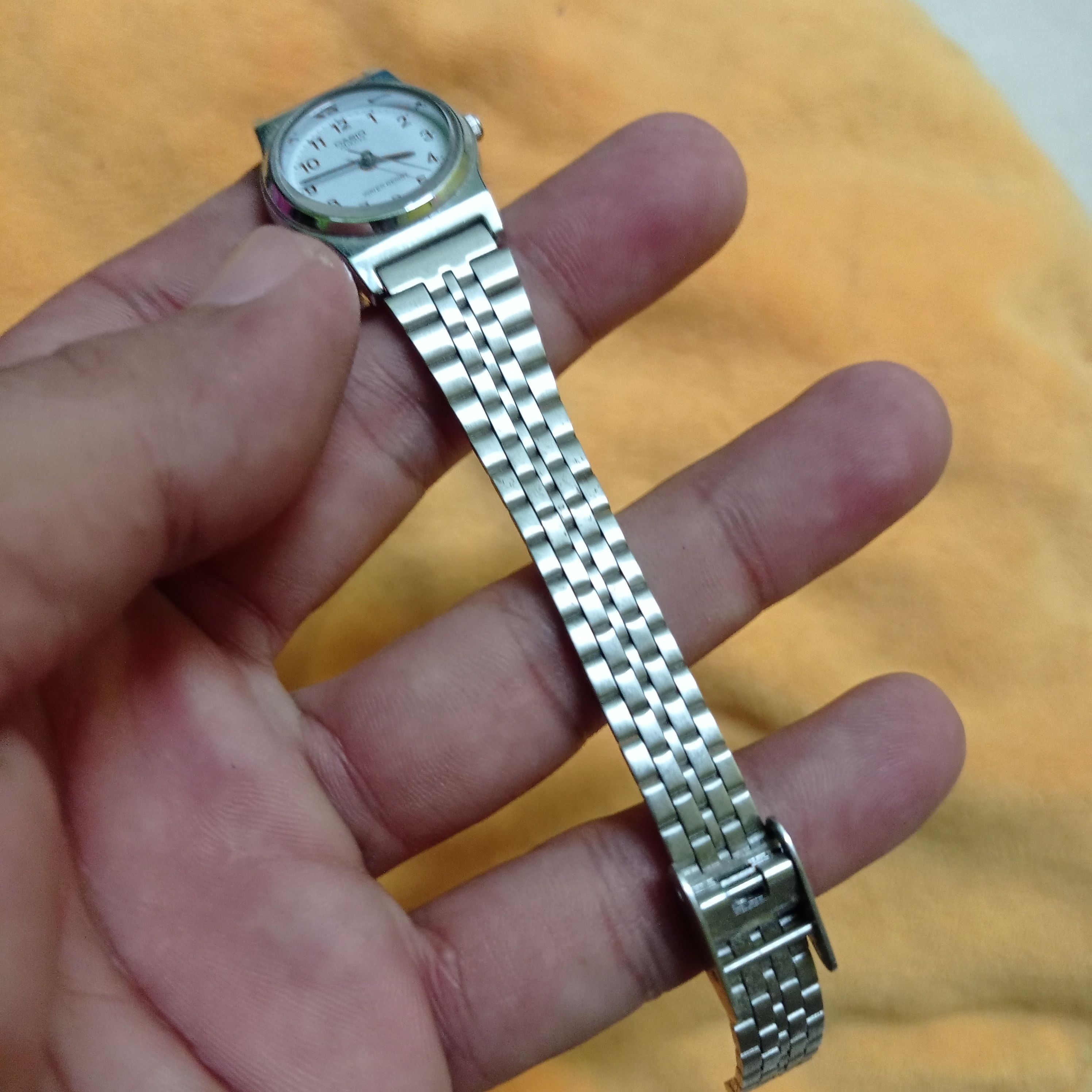 Casio Retro Casio Watch Japanese Fashion For Ladies. Size ONE SIZE - 5 Thumbnail