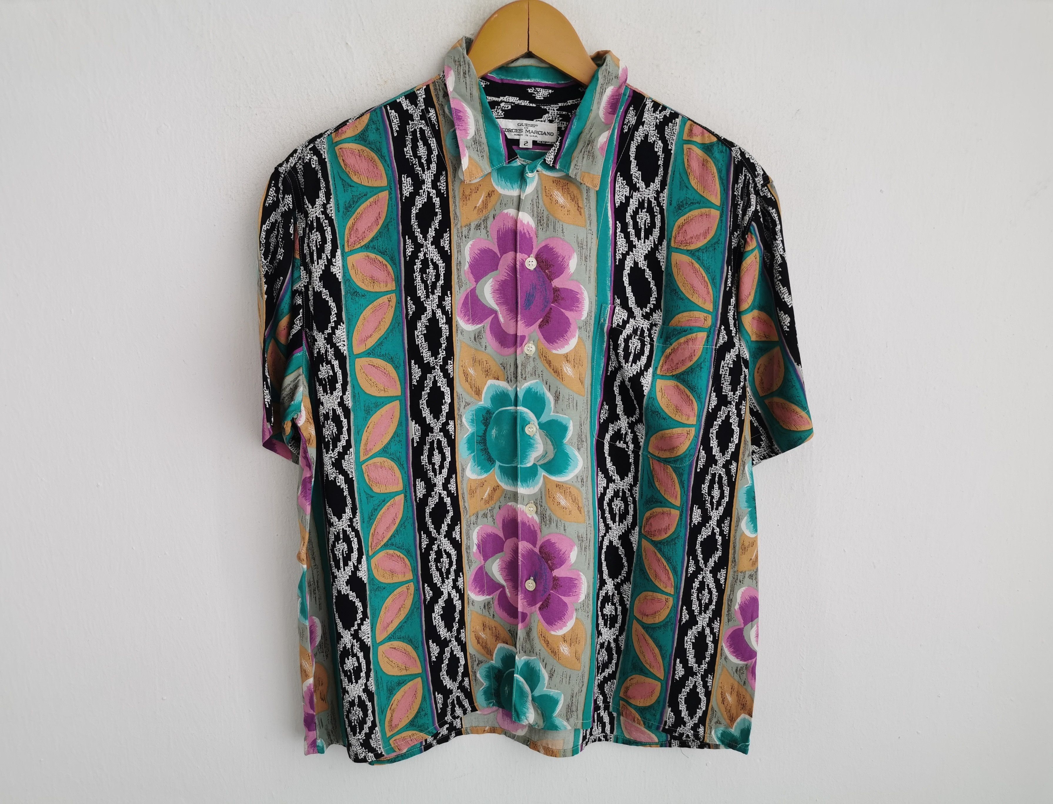 90's Guess Hawaiian Overprint Made In USA ButtonShirt Size M