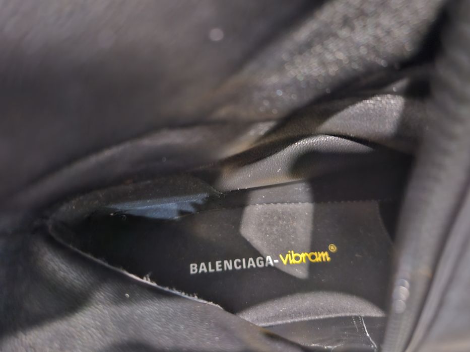 Balenciaga Balenciaga x Vibram five fingers leather boots