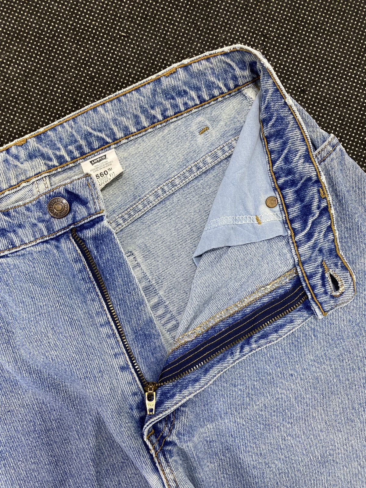 Jean 90s VINTAGE LEVIS 560 TAPERED BLUE WASH JEANS 32x32 -J509 Size US 32 / EU 48 - 5 Thumbnail