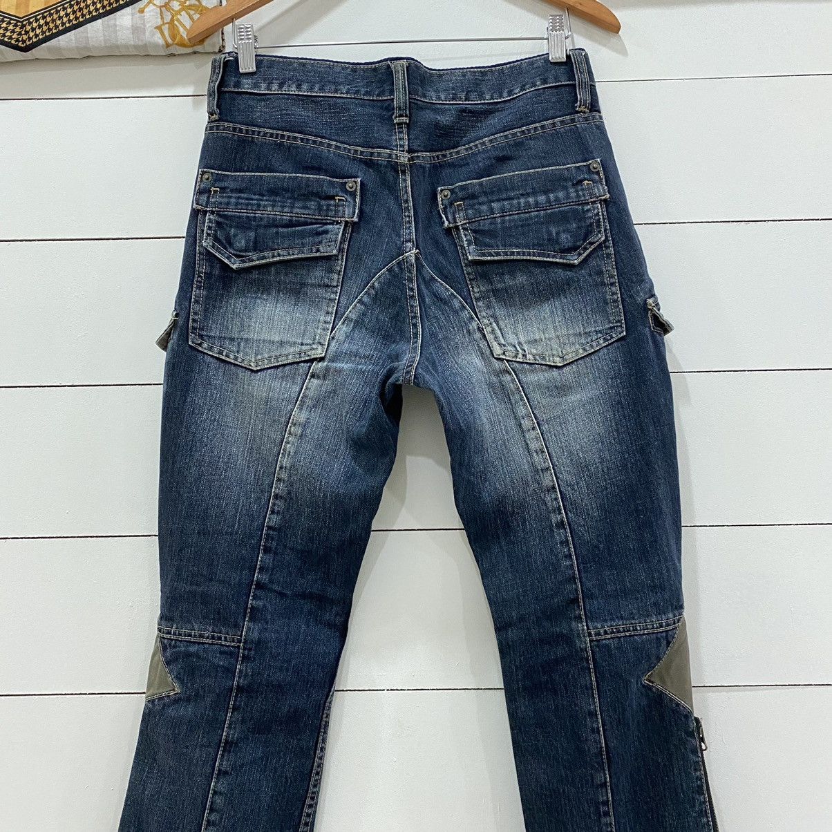 If Six Was Nine × Le Grande Bleu (L.G.B.) × PPFM PPFM Punk Zipper Distressed Denim Jeans Size US 31 - 12 Thumbnail