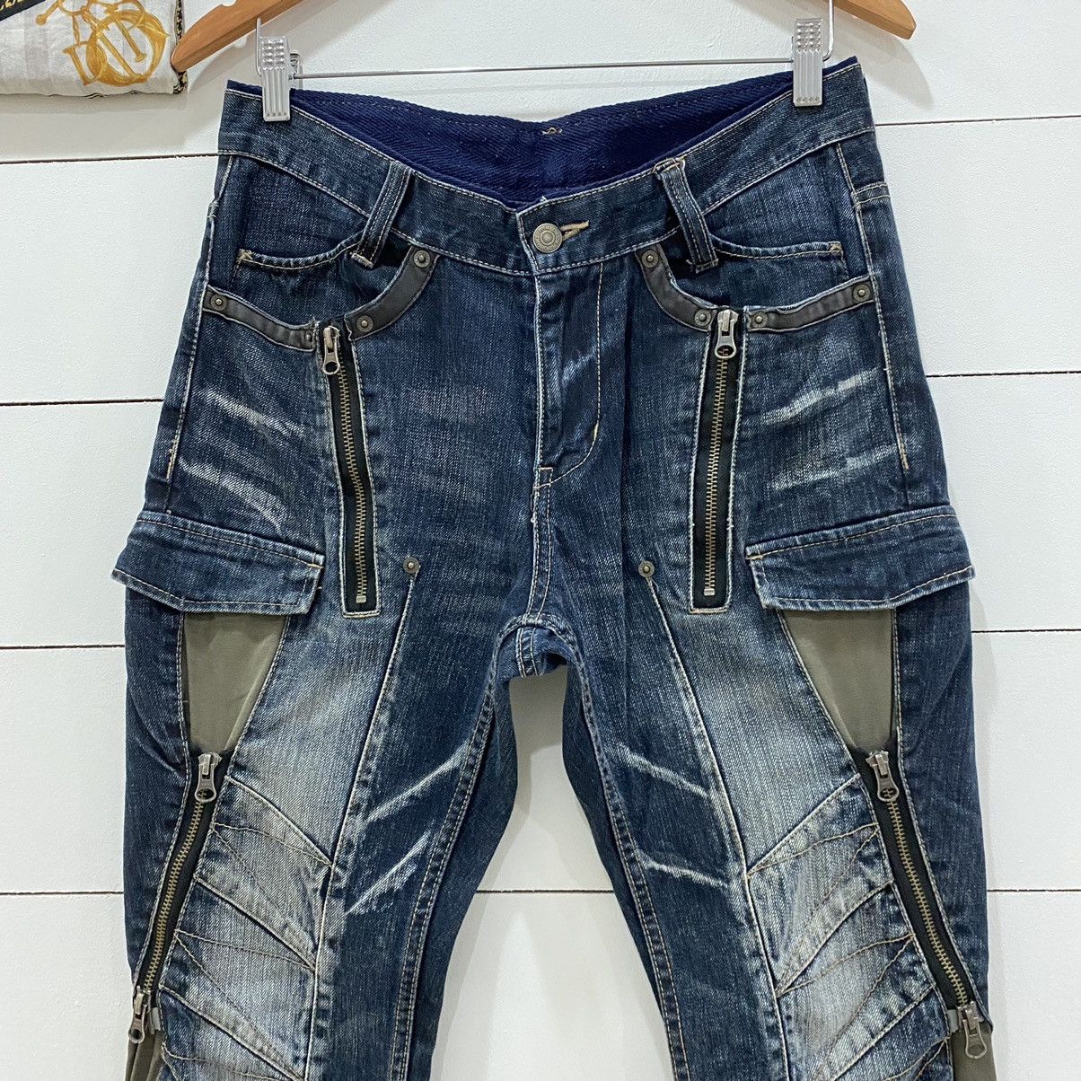 If Six Was Nine × Le Grande Bleu (L.G.B.) × PPFM PPFM Punk Zipper Distressed Denim Jeans Size US 31 - 5 Thumbnail