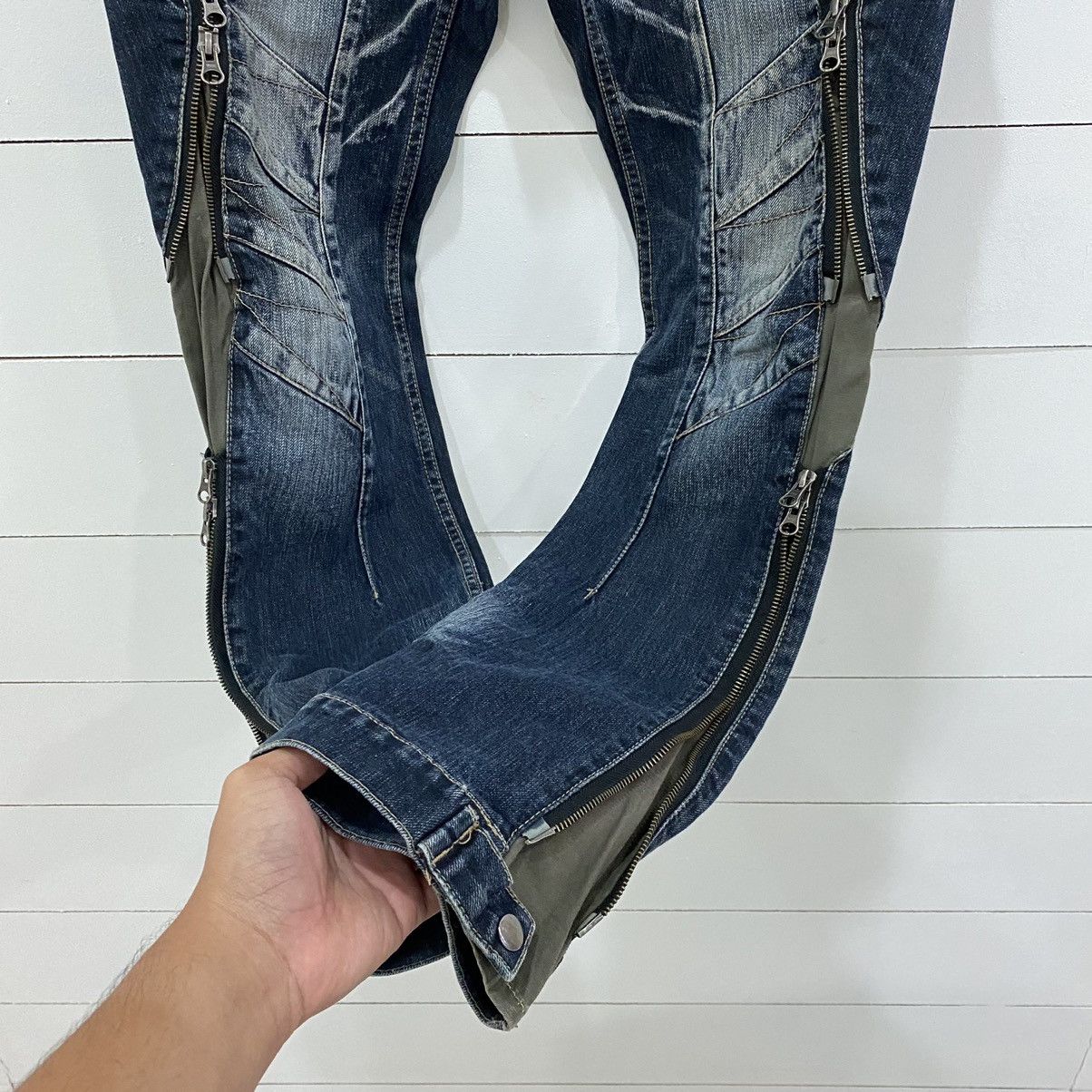If Six Was Nine × Le Grande Bleu (L.G.B.) × PPFM PPFM Punk Zipper Distressed Denim Jeans Size US 31 - 13 Thumbnail