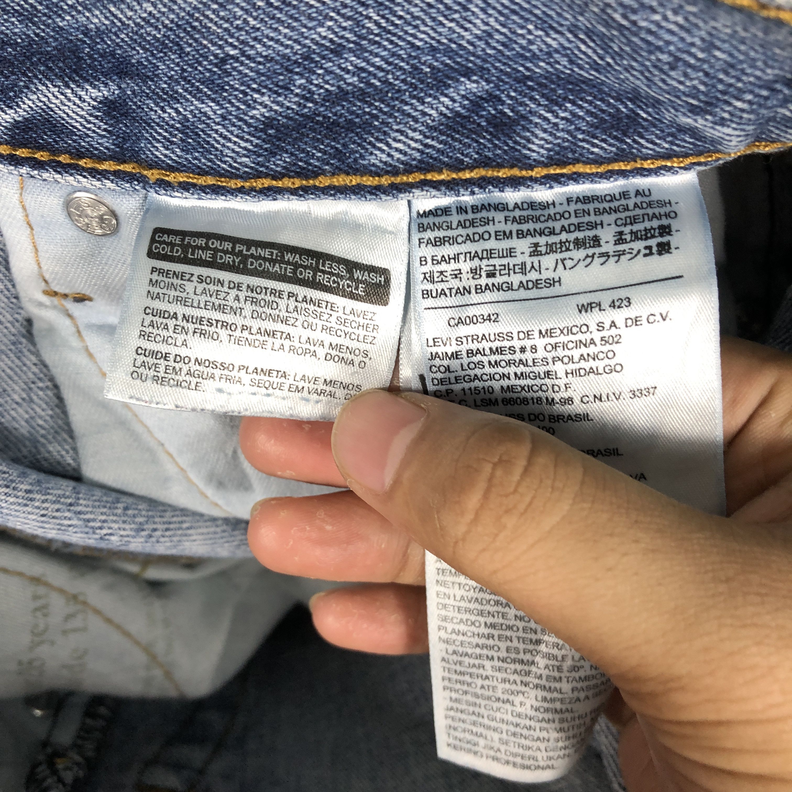 Levi's Vintage Y2k Levi's 516 Distress Faded Blue Denim Jean Size US 30 / EU 46 - 16 Thumbnail