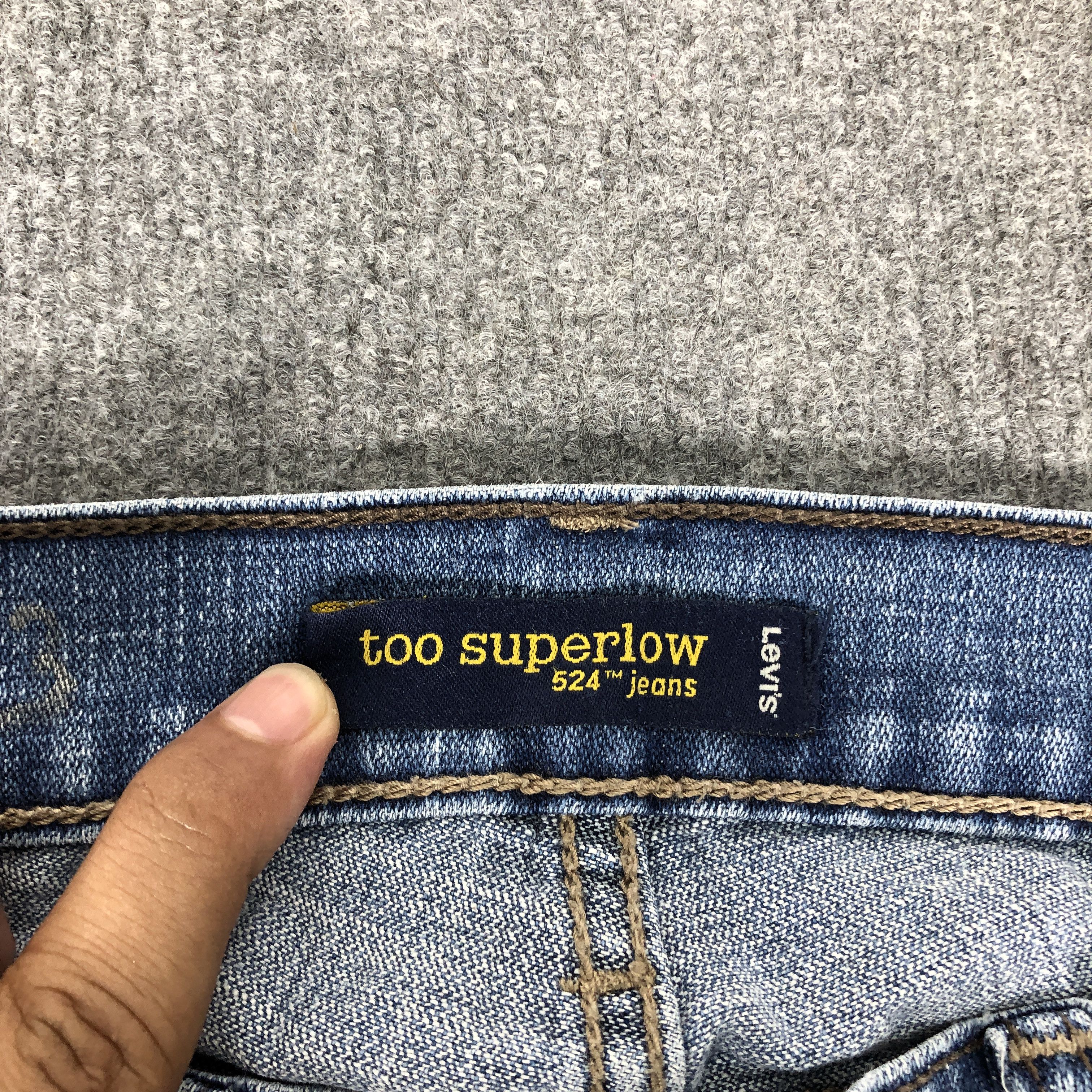 Levi's Vintage Y2K Levi's 524 Superlow Flare Faded Blue Jean Size 27" / US 4 / IT 40 - 13 Thumbnail