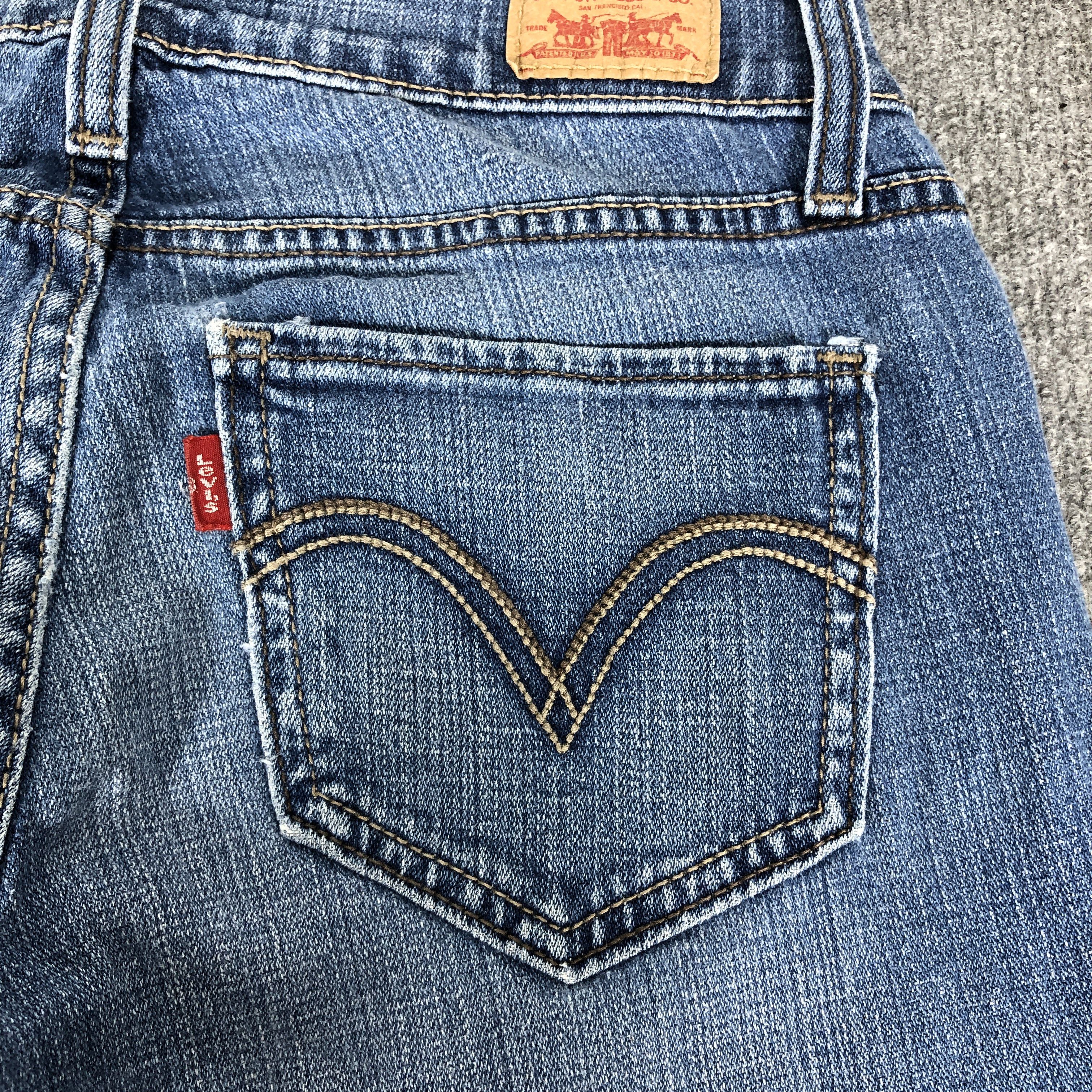 Levi's Vintage Y2K Levi's 524 Superlow Flare Faded Blue Jean Size 27" / US 4 / IT 40 - 11 Thumbnail