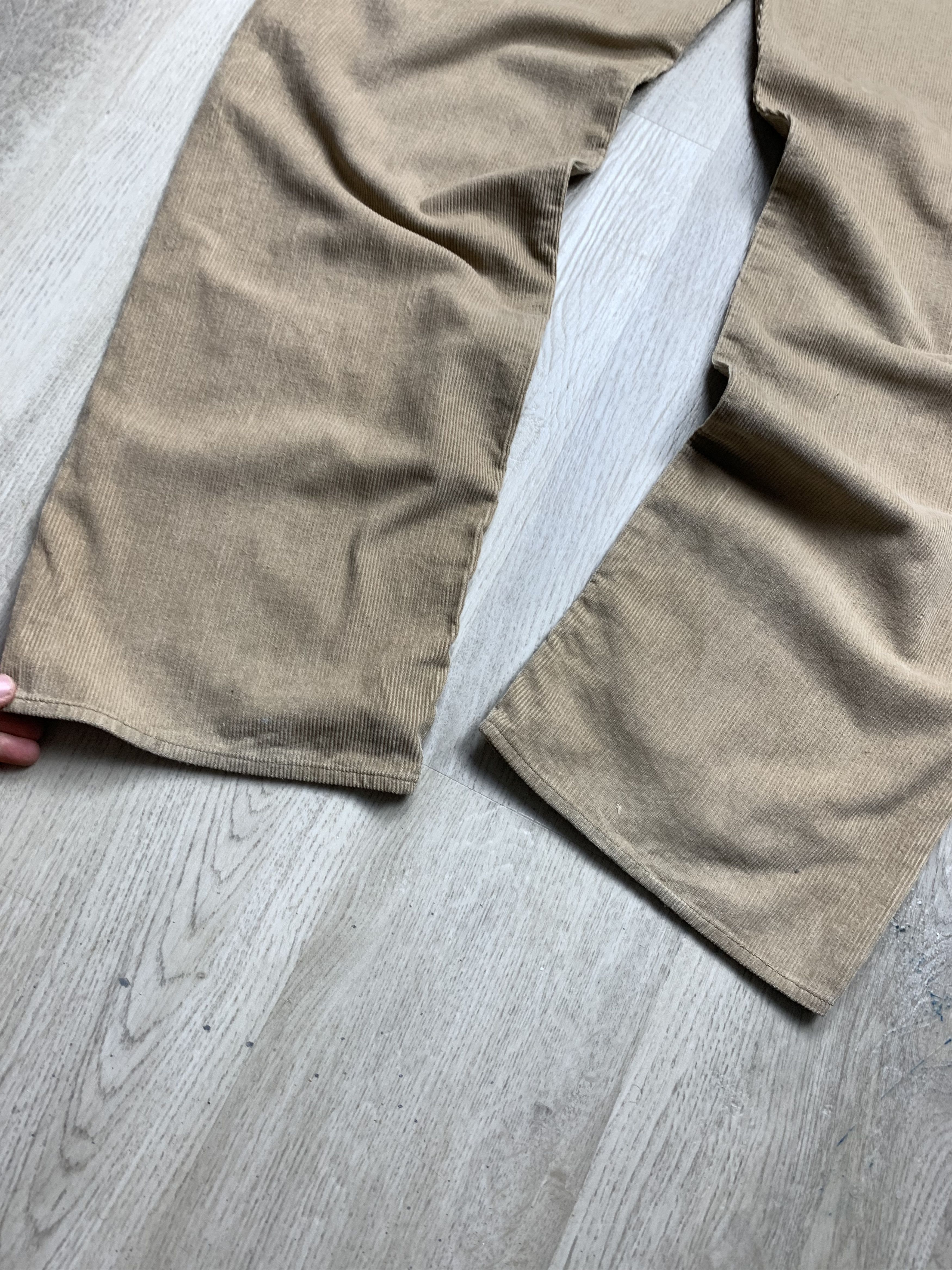 Calvin Klein Calvin Klein Corduroy Denim Pants Jeans Size US 34 / EU 50 - 3 Thumbnail