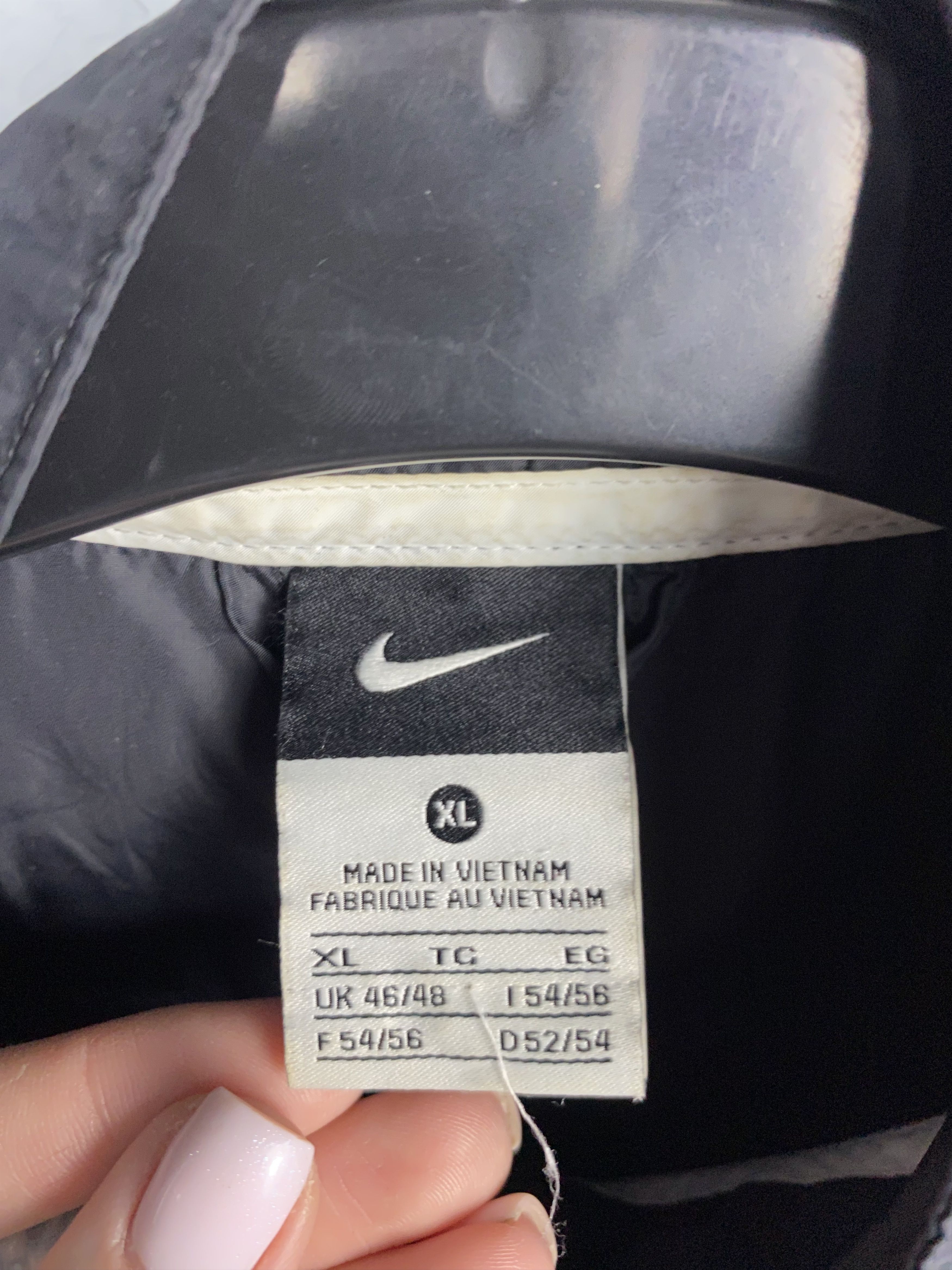 Nike Nike Vintage Mens Nylon Jacket Y2K Size US XL / EU 56 / 4 - 6 Thumbnail