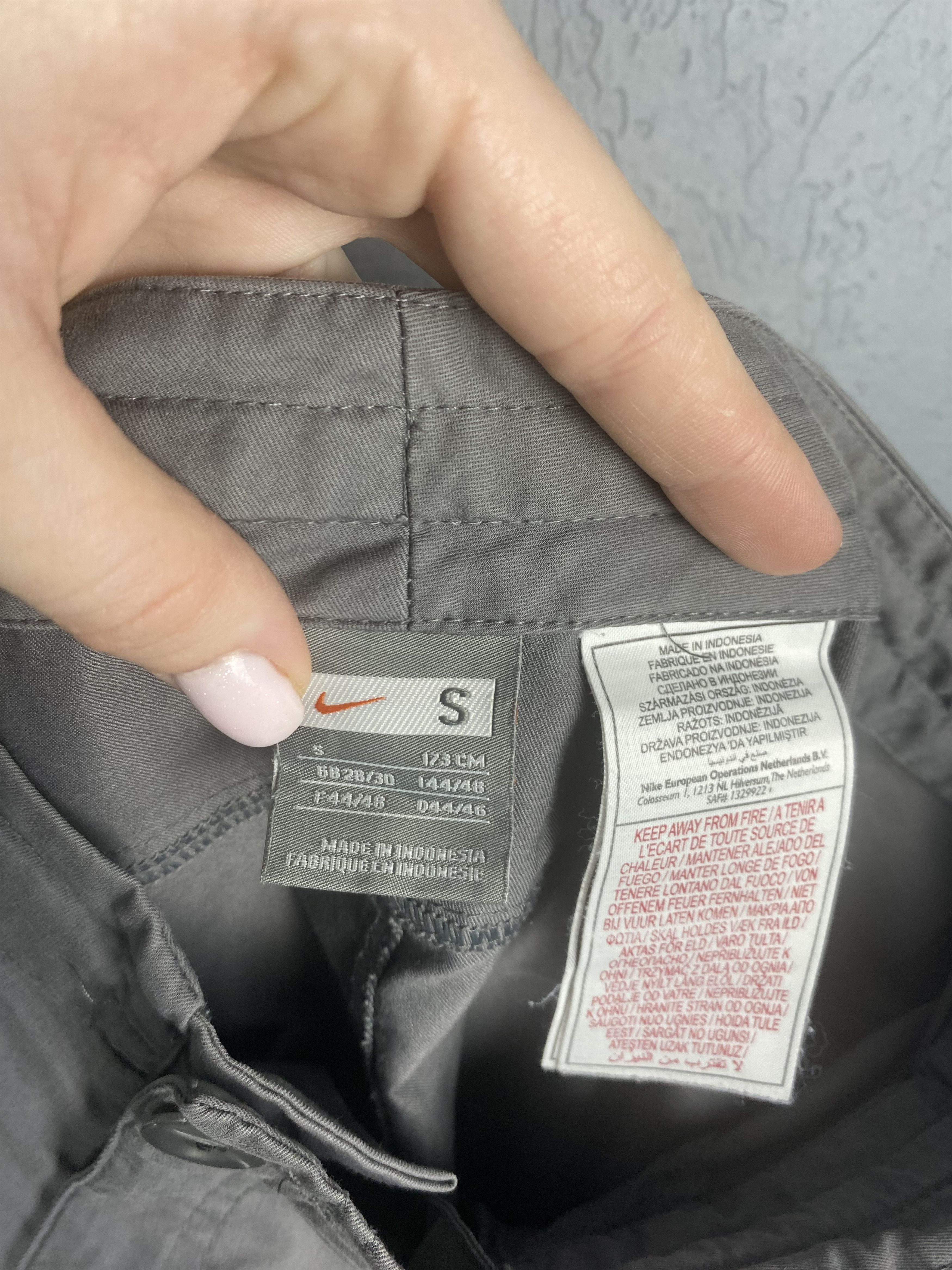 Nike × Vintage Vintage Nike Mens Cargo Capri Shorts Y2K Size US 30 / EU 46 - 5 Thumbnail