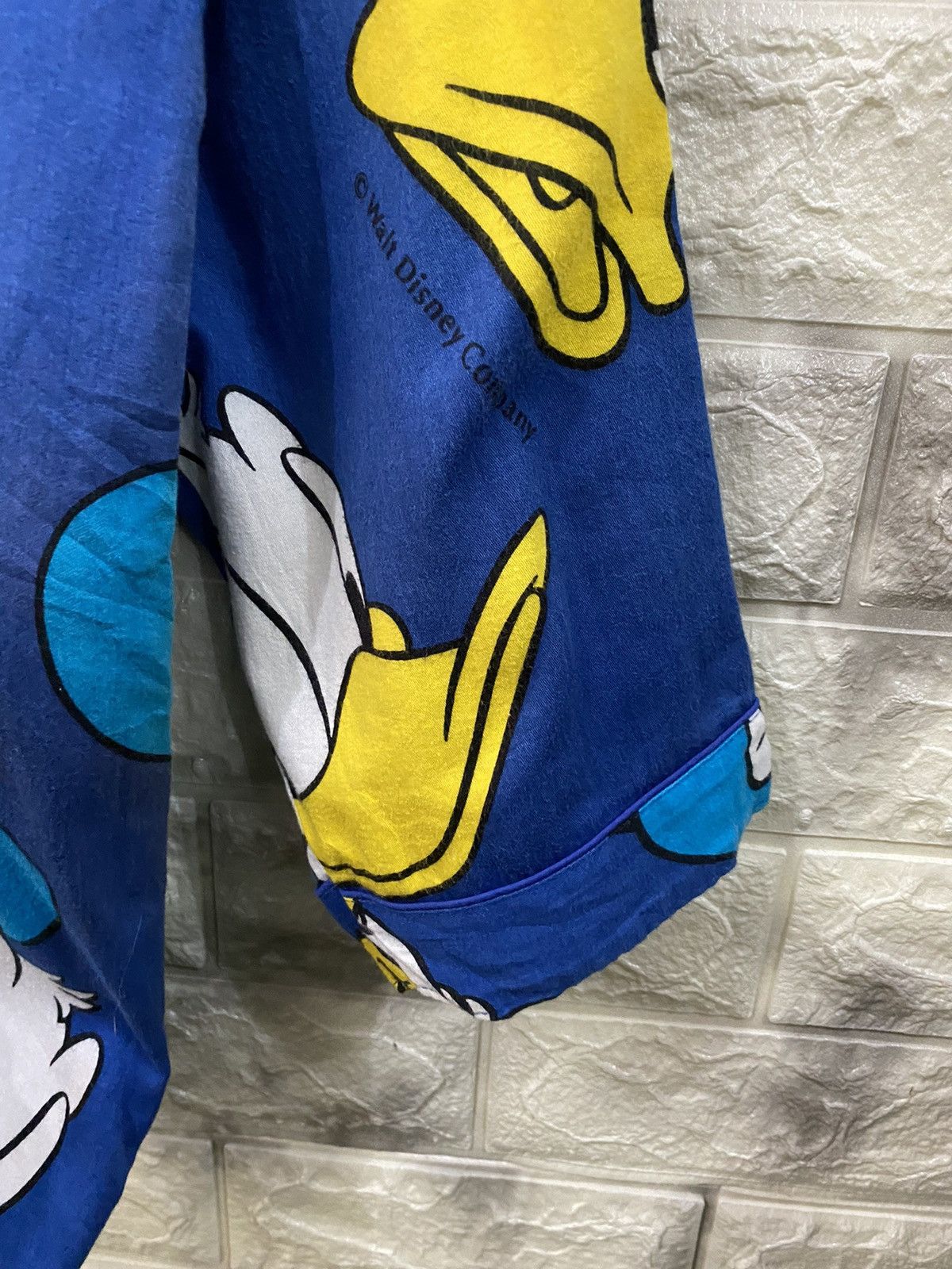 Cartoon Network × Disney × Vintage Vintage Donald Duck Walt Disney Company Full Print Shirt Size US M / EU 48-50 / 2 - 7 Thumbnail