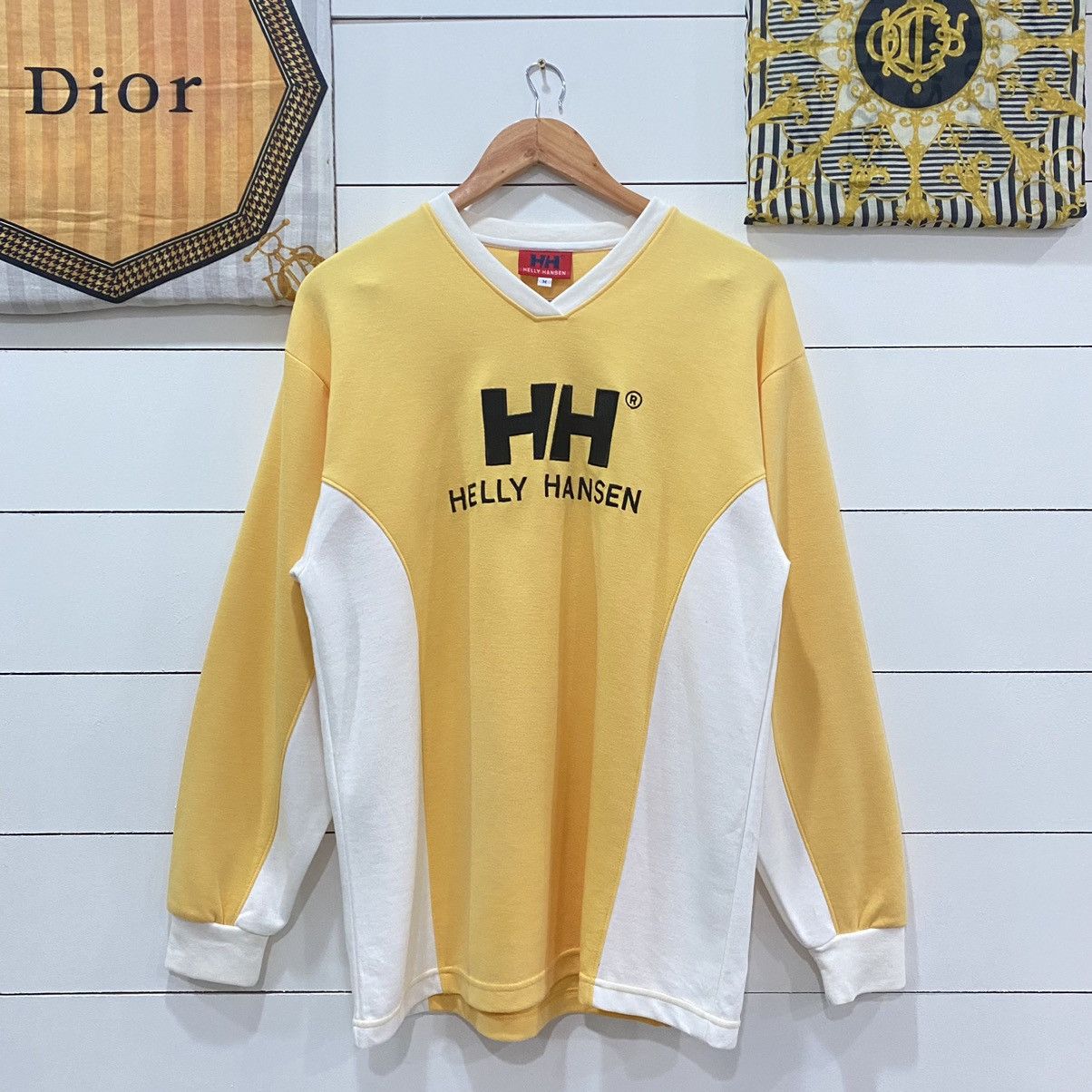 Helly Hansen × Vintage Helly Hansen Embroidered V-neck Long Sleeve Shirt Size US M / EU 48-50 / 2 - 1 Thumbnail