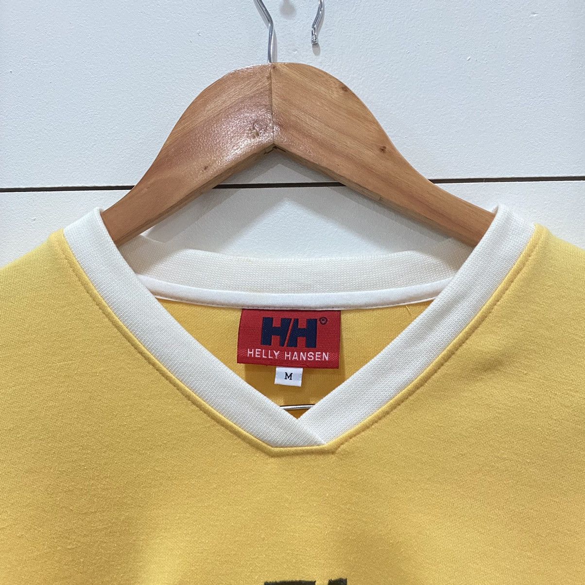Helly Hansen × Vintage Helly Hansen Embroidered V-neck Long Sleeve Shirt Size US M / EU 48-50 / 2 - 5 Thumbnail