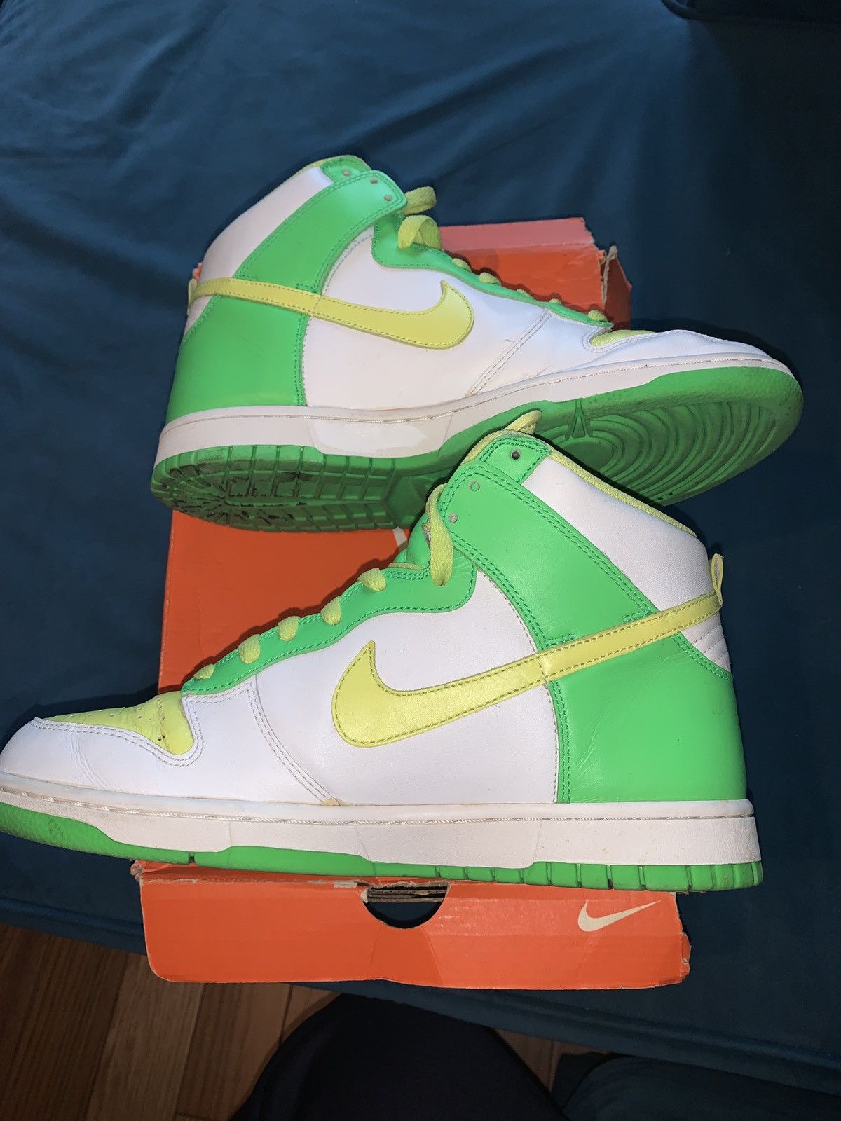 Nike Dunk High x Lemon Chiffon x