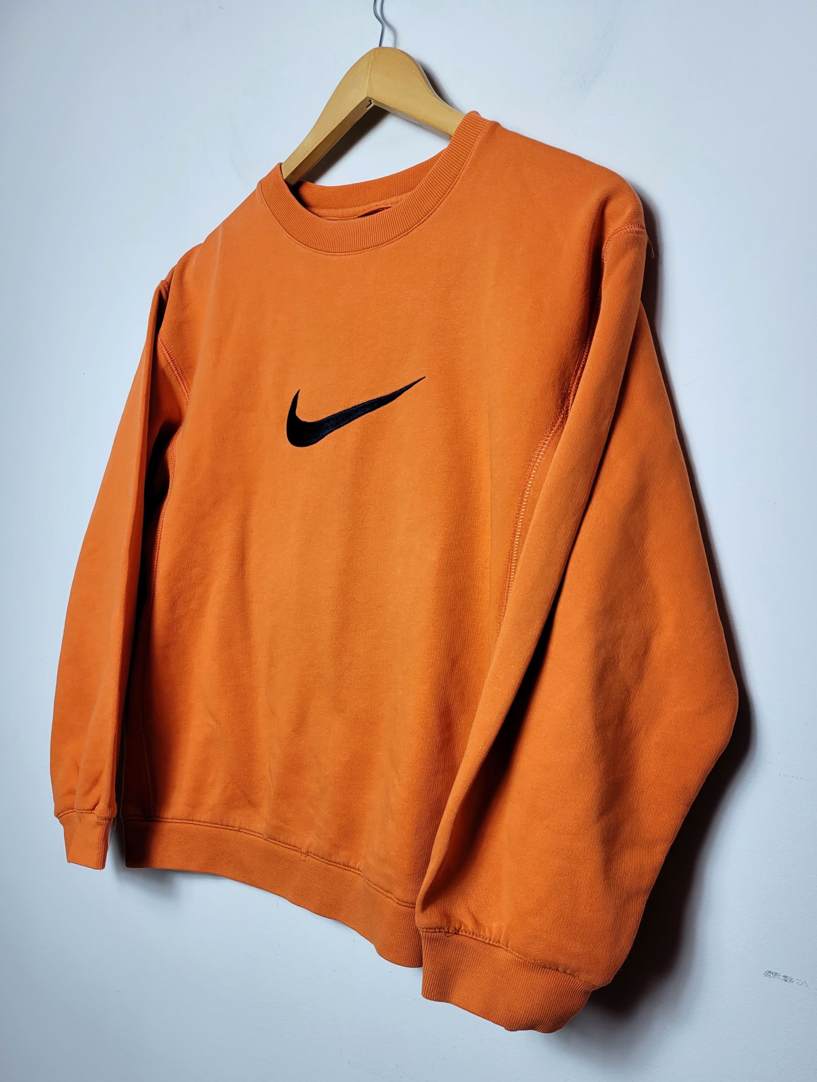 Nike Nike vintage 90s center swoosh sweatshirt Size US M / EU 48-50 / 2 - 2 Thumbnail