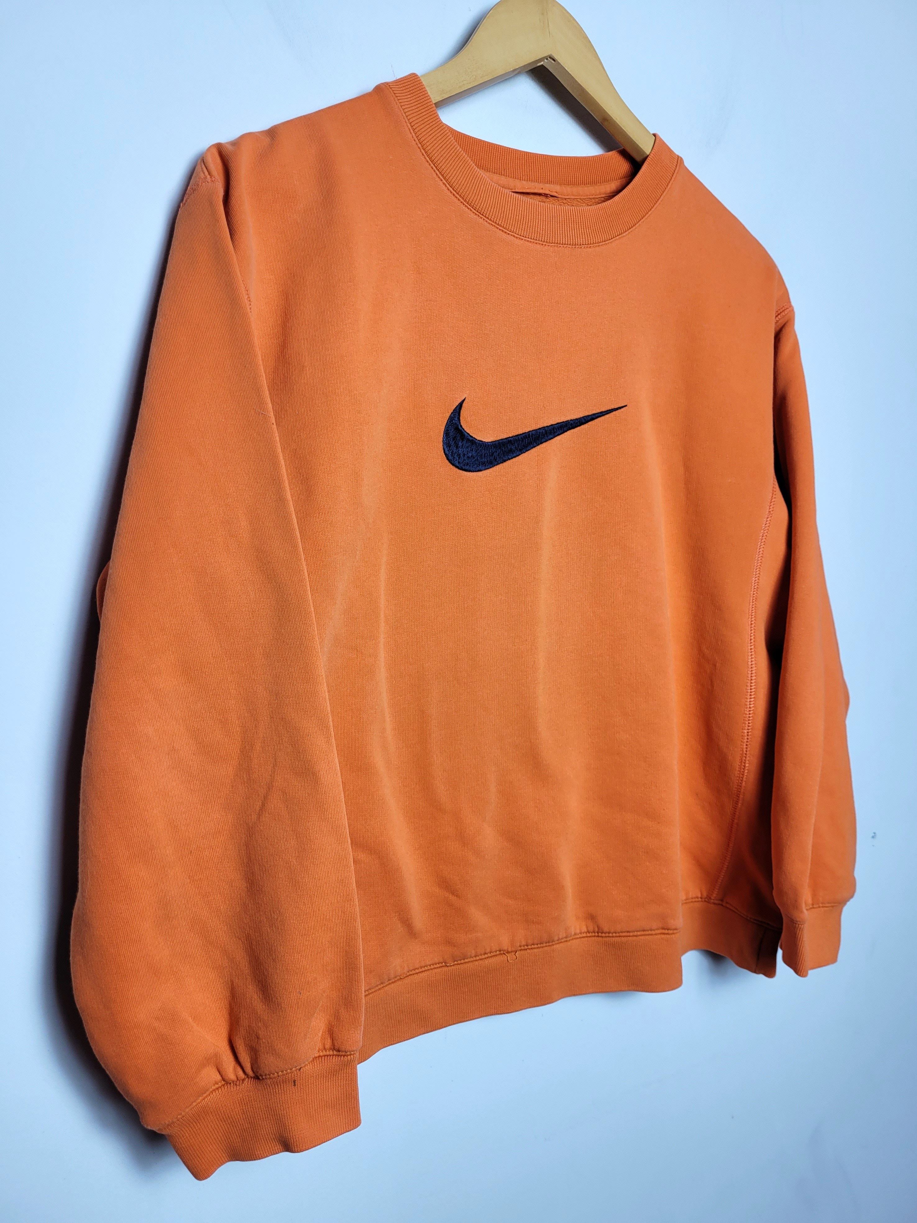 Nike Nike vintage 90s center swoosh sweatshirt Size US M / EU 48-50 / 2 - 3 Thumbnail