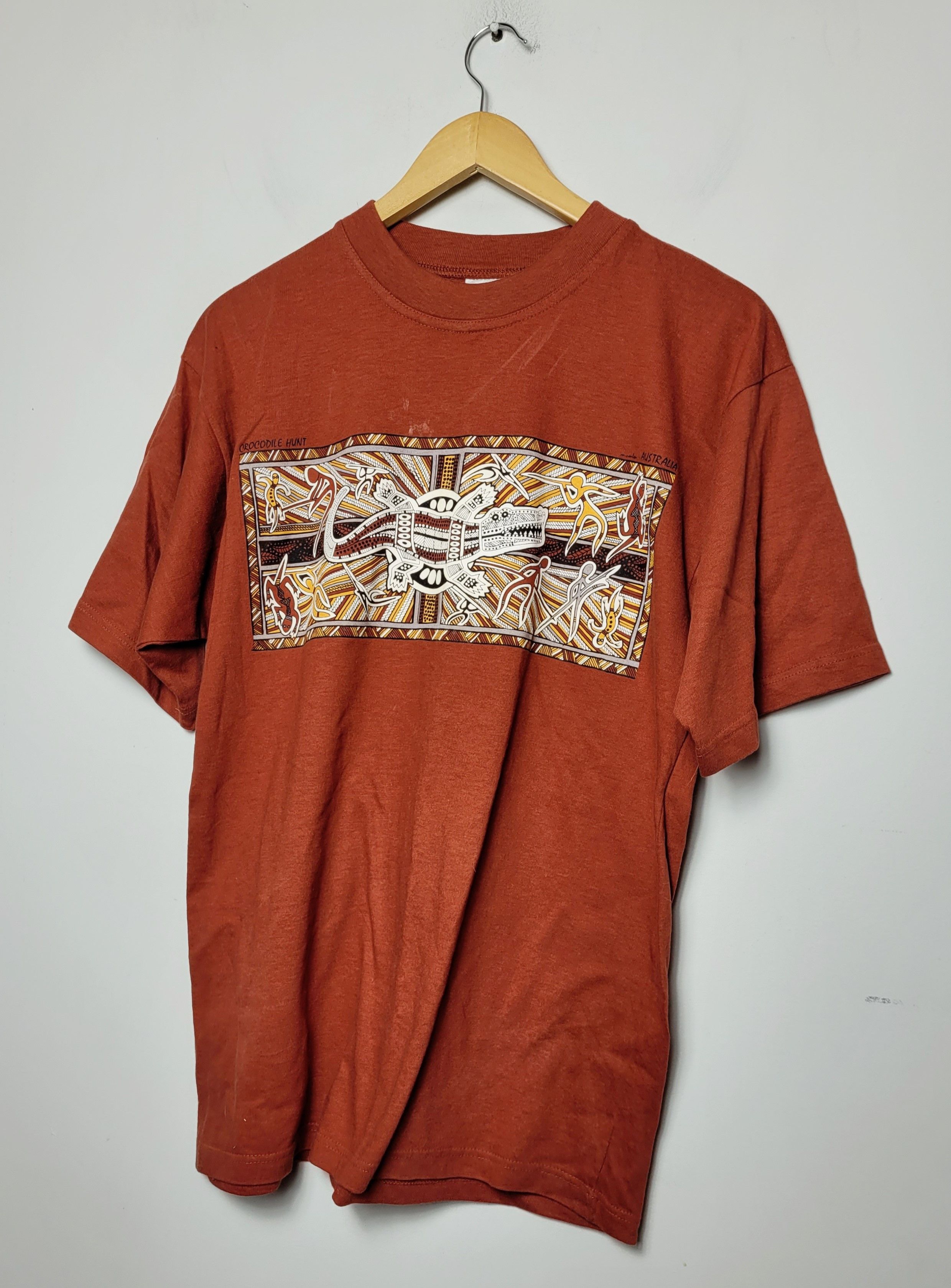 Vintage vintage Australia crocodile hunt tee 90s 2000 y2k Size US M / EU 48-50 / 2 - 1 Thumbnail