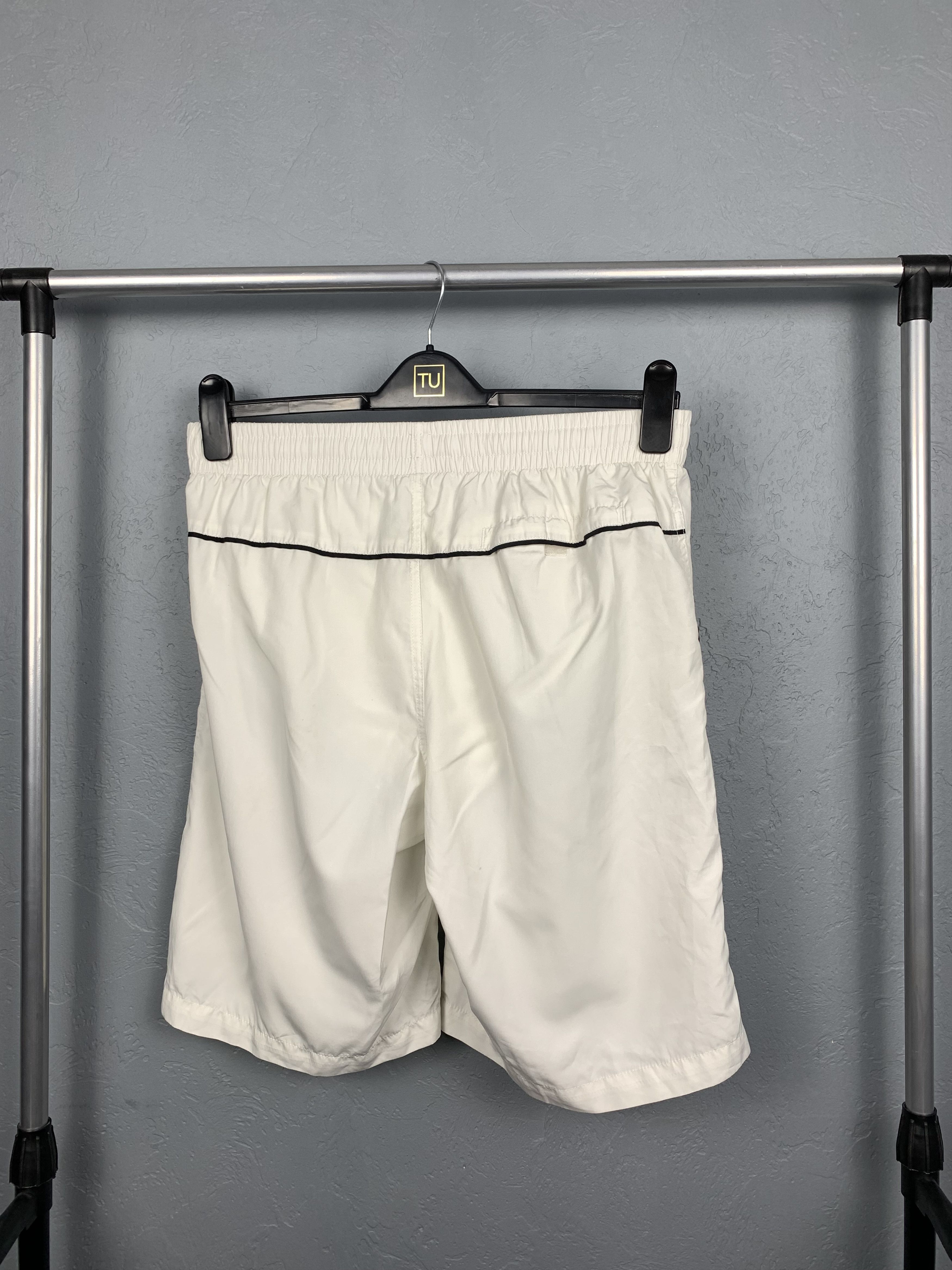 Nike Nike Vintage Nylon Shorts Y2K Size US 32 / EU 48 - 4 Thumbnail