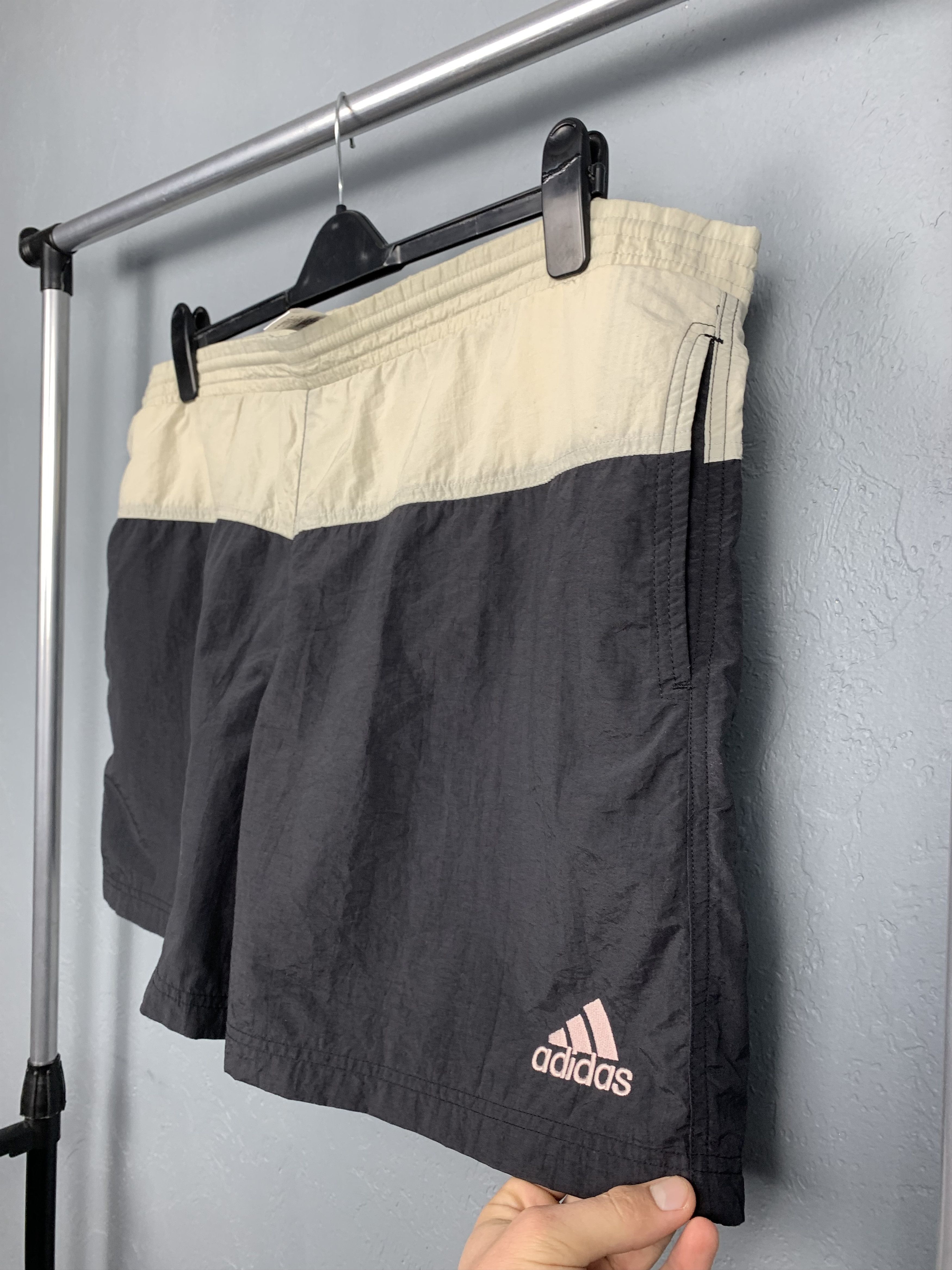 Adidas × Vintage Adidas Vintage Mens Nylon Shorts Y2K Size US 36 / EU 52 - 4 Thumbnail