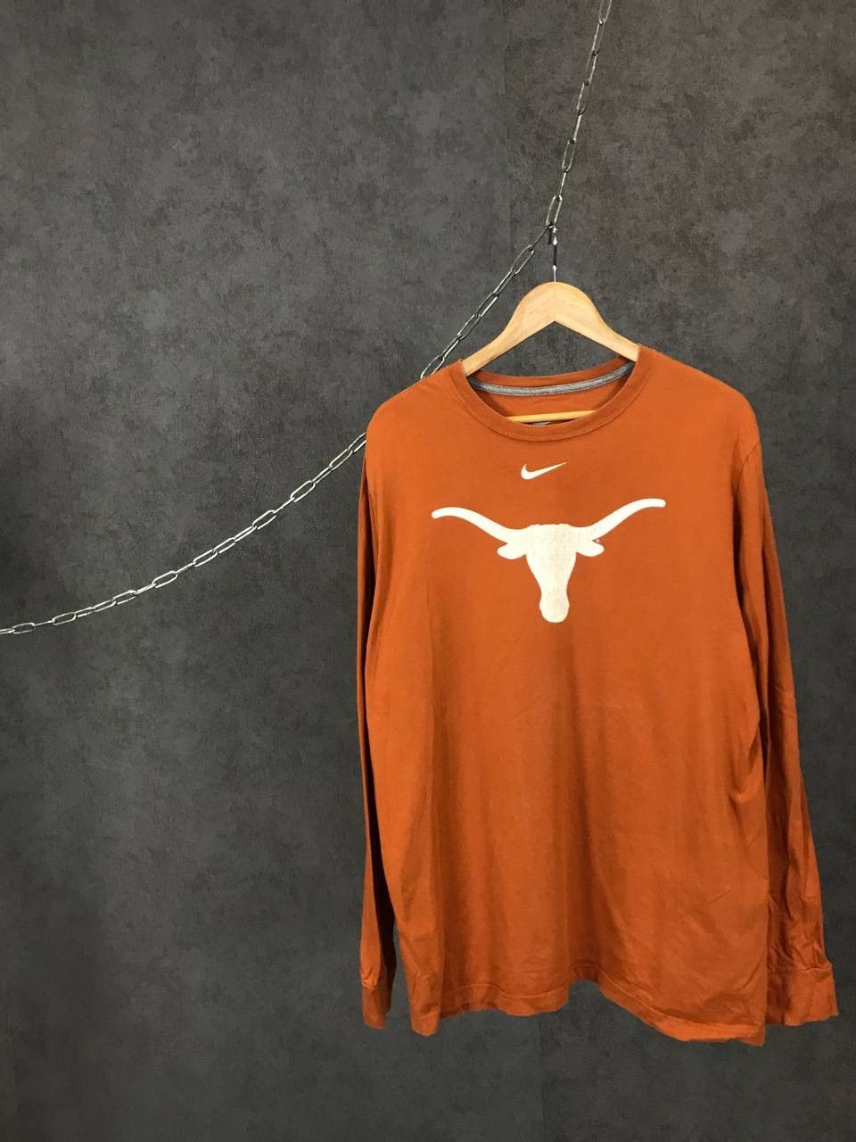 Nike Nike Bull vintage streetwear big center logo longsleeve Size US XL / EU 56 / 4 - 1 Thumbnail