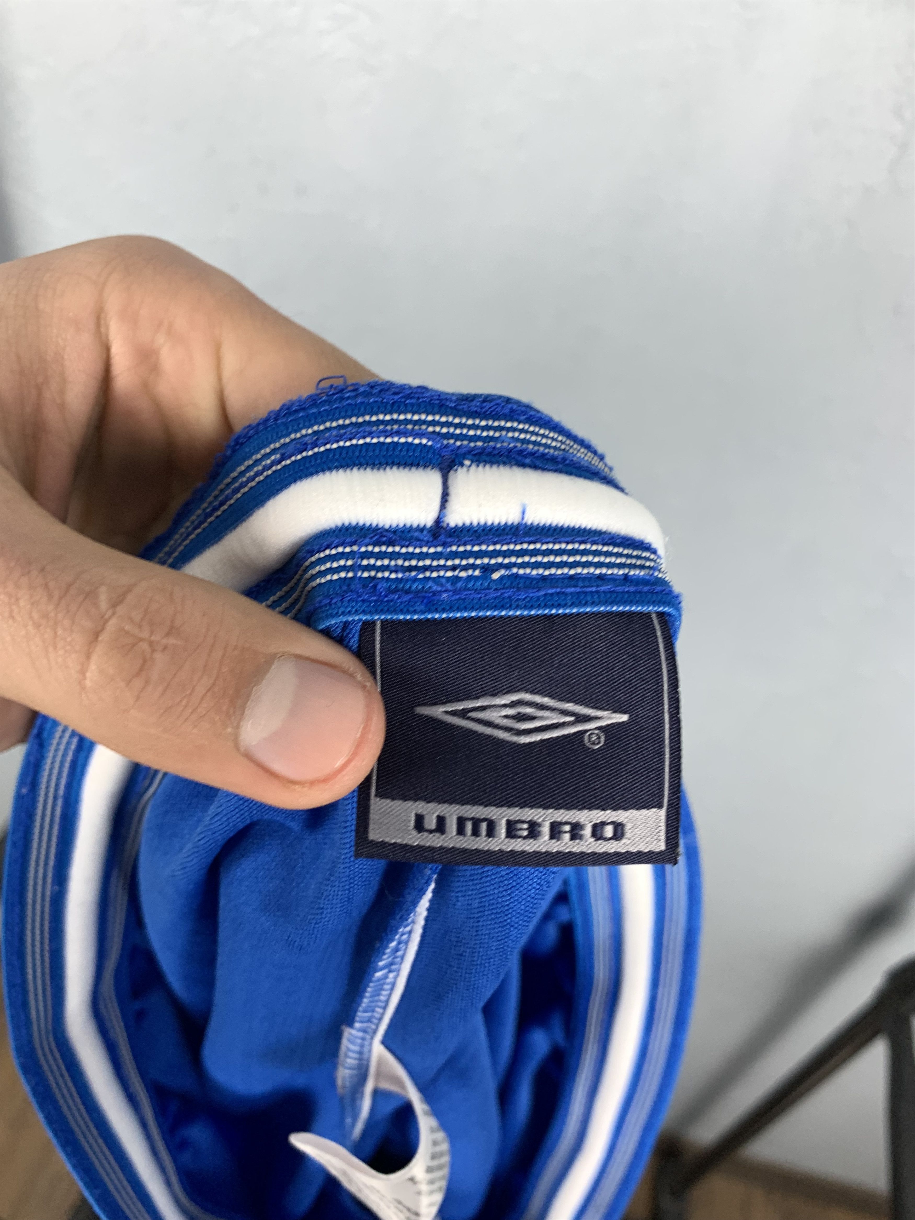 Umbro Umbro Vintage Monogram Logo Shorts Size US 36 / EU 52 - 5 Thumbnail