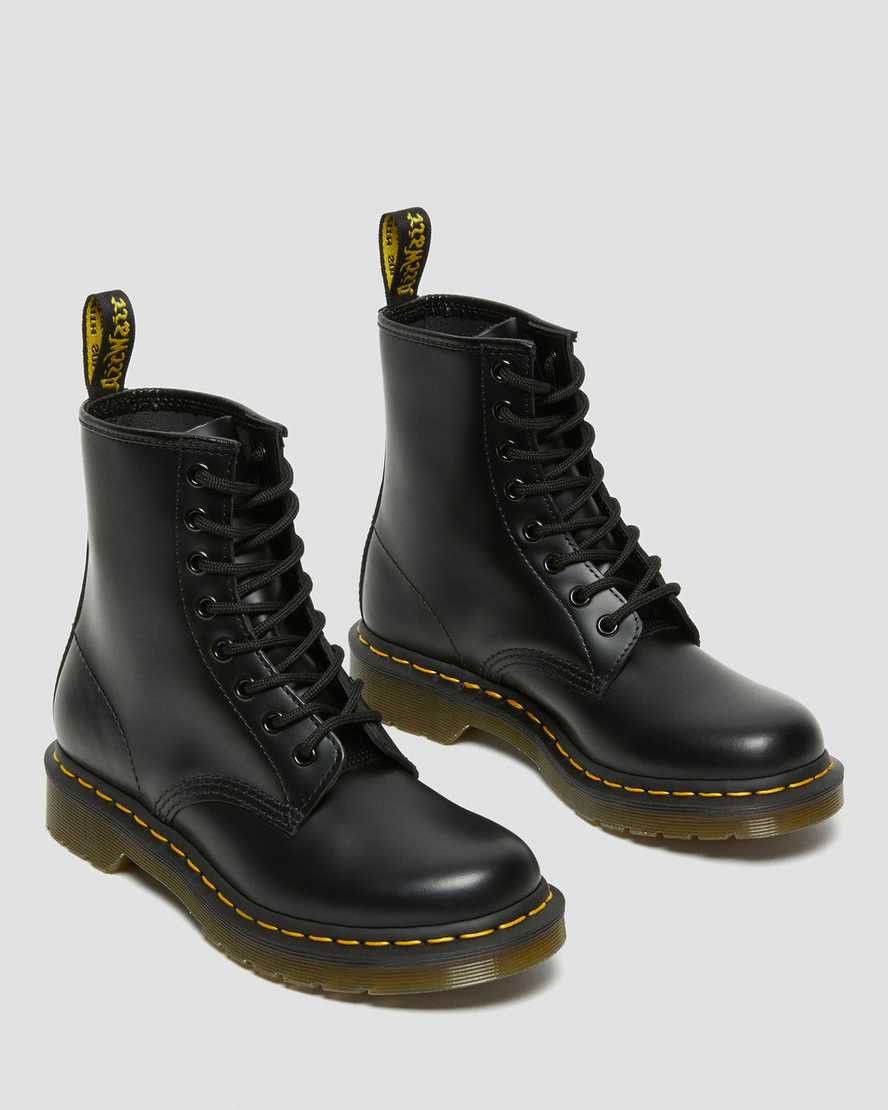 Dr. Martens Dr. Martens 1460 SMOOTH LEATHER LACE UP BOOTS Size US 8 / EU 41 - 2 Thumbnail