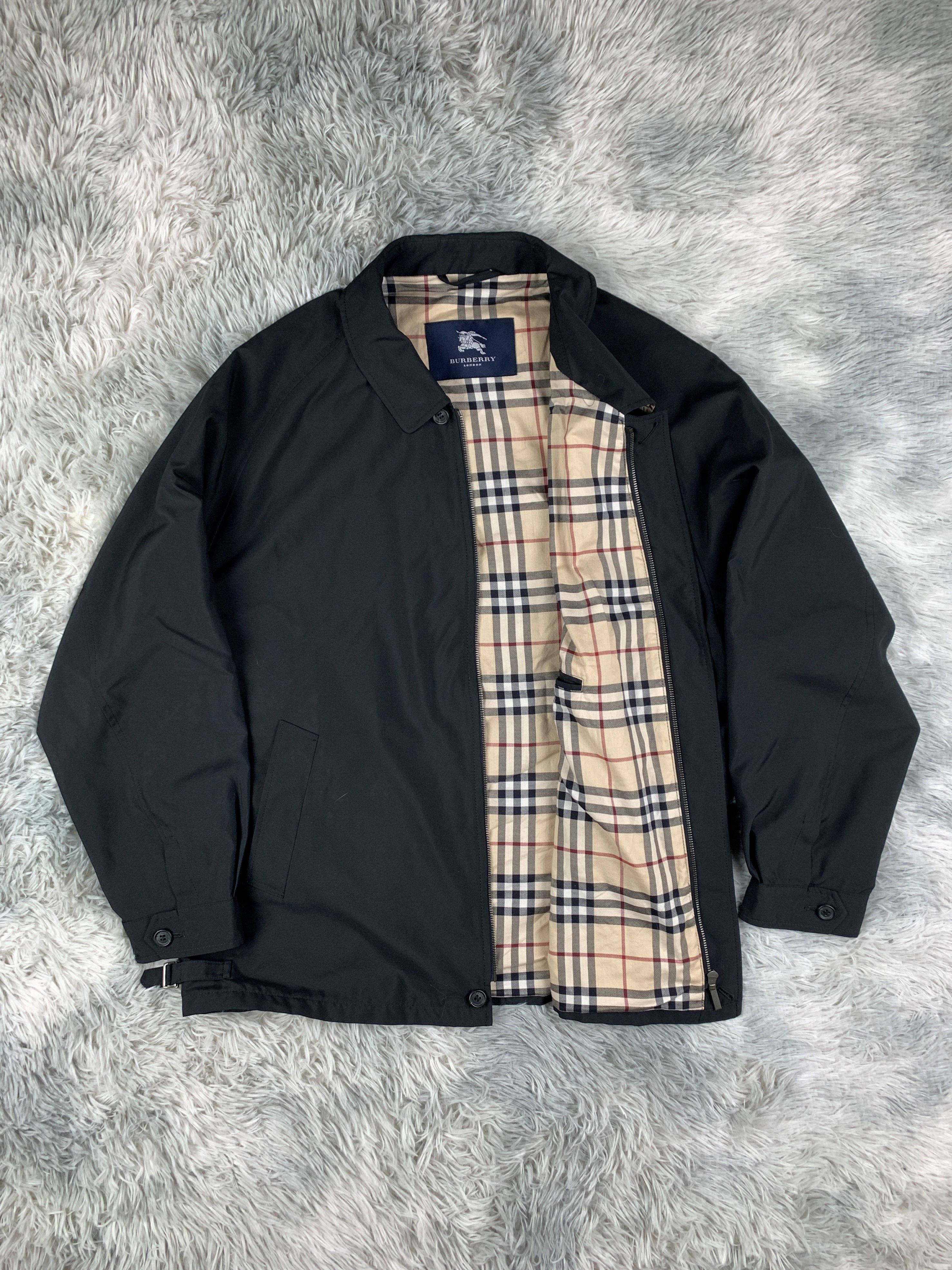 image of Burberry Checked Plain Black Bomber/light Jacket, Men's (Size XL)