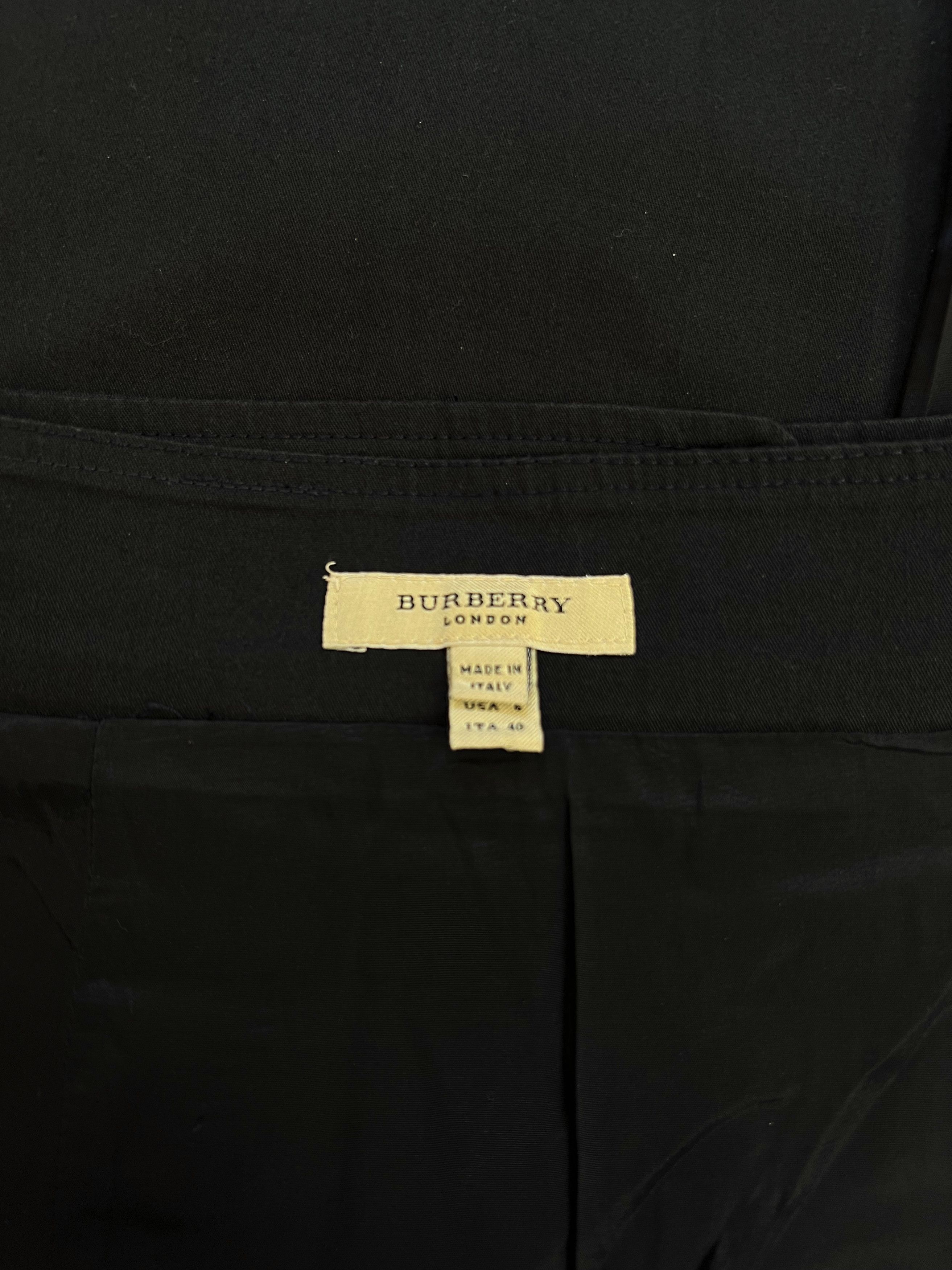 Burberry ⚡️QUICK SALE⚡️ 2000s' Burberry Black Button Down skirt Size 27" / US 4 / IT 40 - 3 Thumbnail