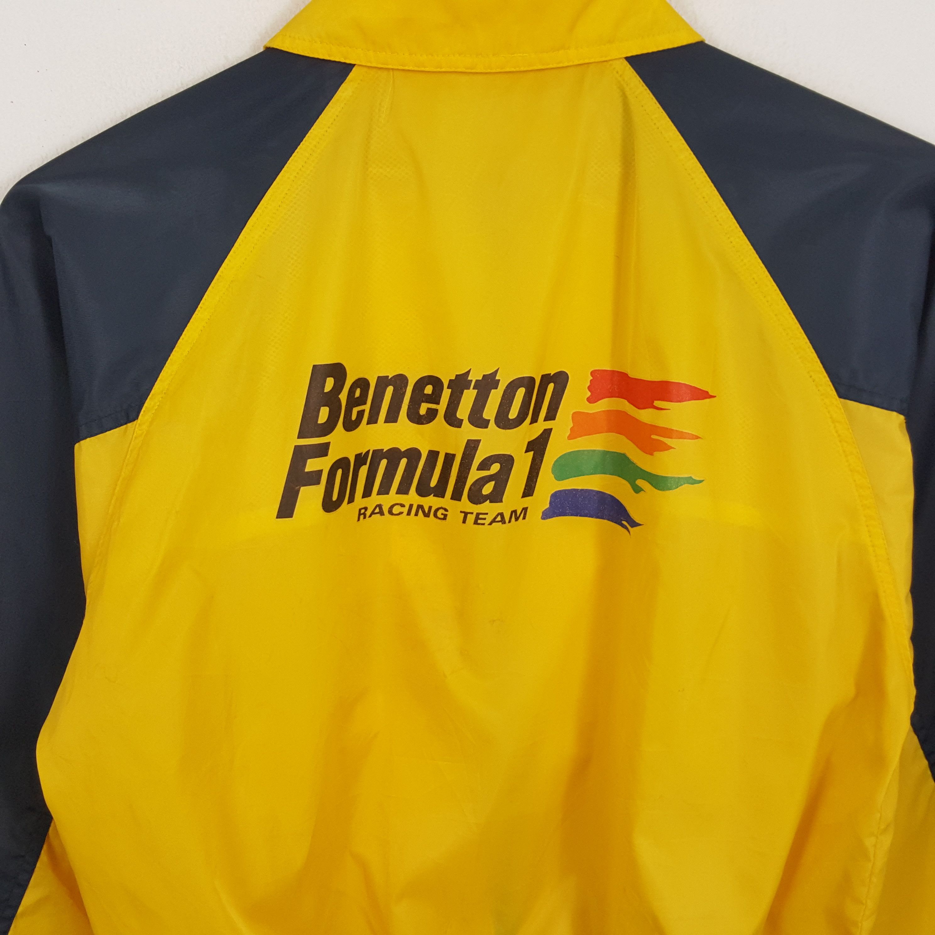 Vintage BENETTON FORMULA 1 RACING TEAM Windbreaker Jacket
