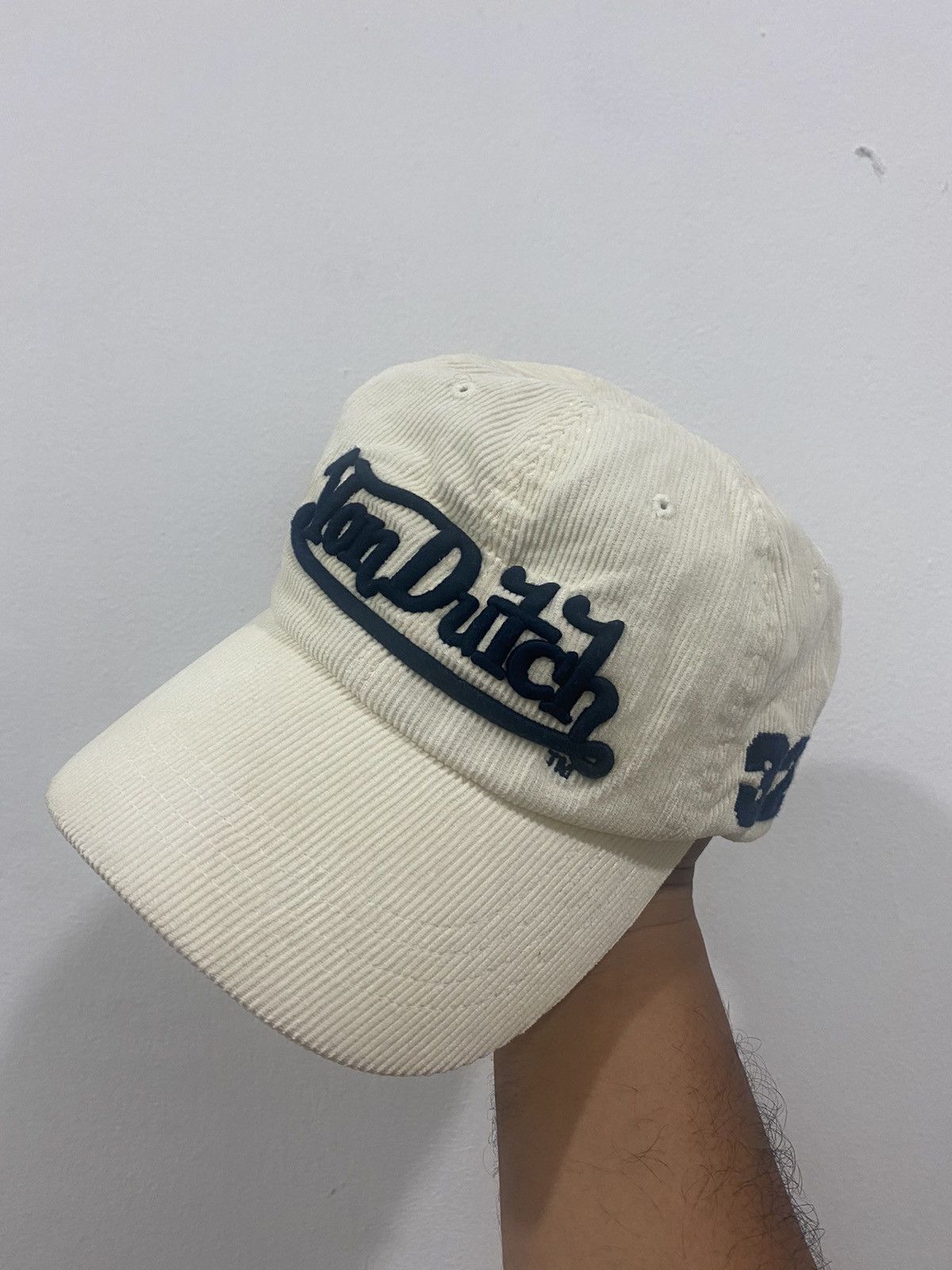 Von Dutch 🔥Vintage🔥 Von Dutch Corduroy Leather Strapback Size ONE SIZE - 1 Thumbnail