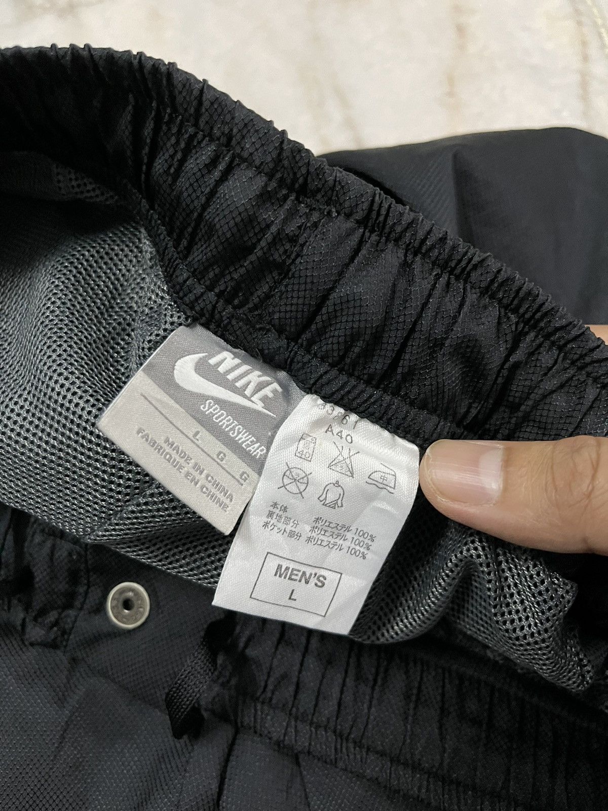 Nike Nike Y2K Cargo Pants Black Size US 33 - 6 Thumbnail