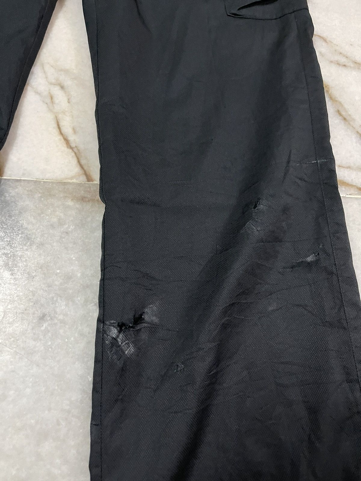 Nike Nike Y2K Cargo Pants Black Size US 33 - 4 Thumbnail