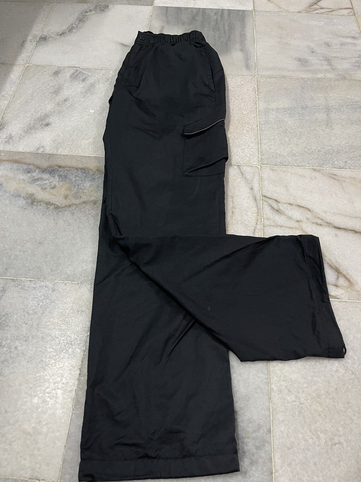Nike Nike Y2K Cargo Pants Black Size US 33 - 3 Thumbnail