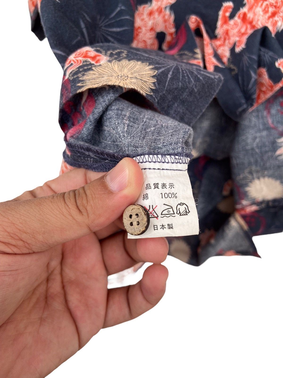 Japanese Brand Vintage Japanese Foo Dogs Motif Hawaiian Shirt Size US XL / EU 56 / 4 - 5 Thumbnail