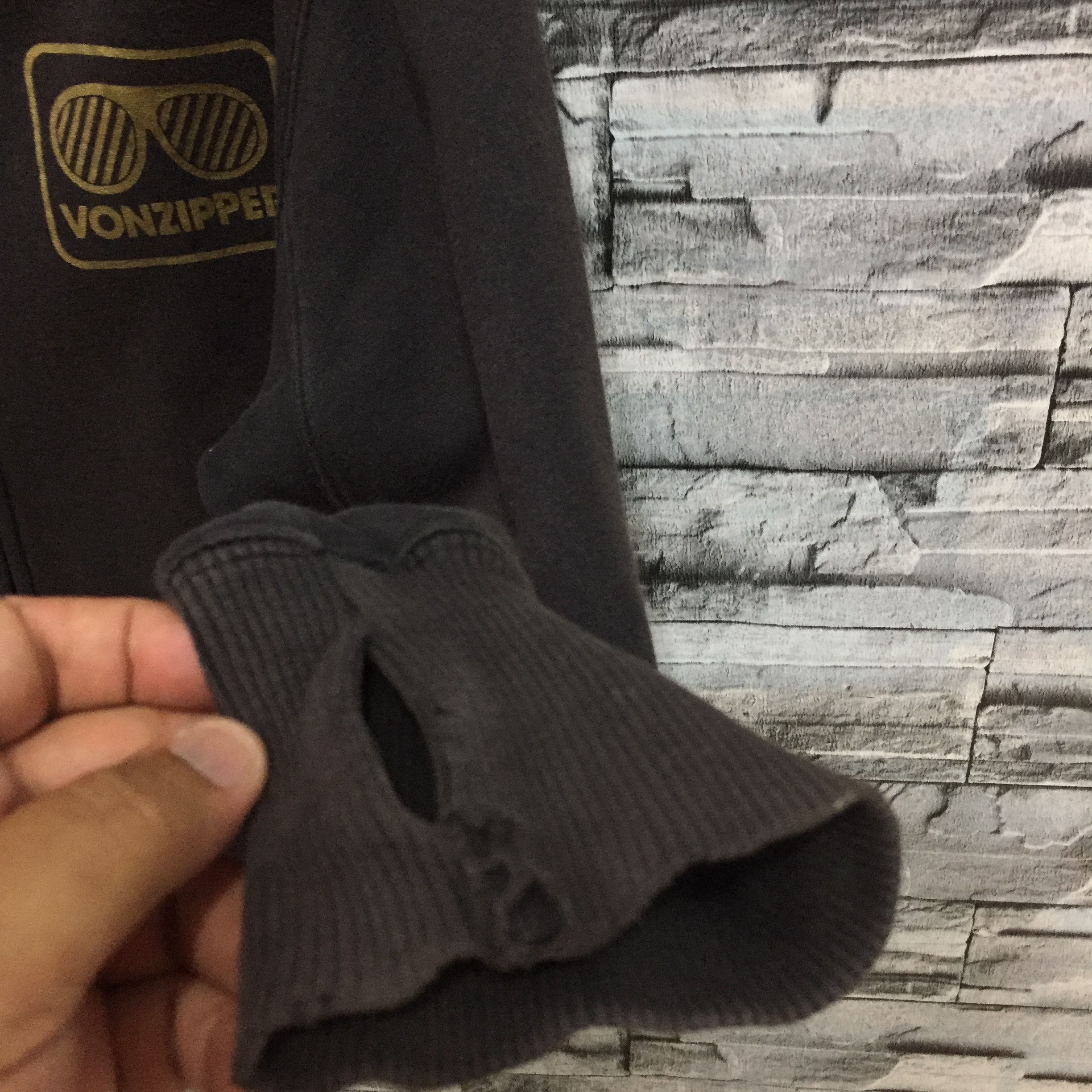 Vintage Vintage VonZipper hoodie big logo surf skateboard Size US L / EU 52-54 / 3 - 7 Thumbnail