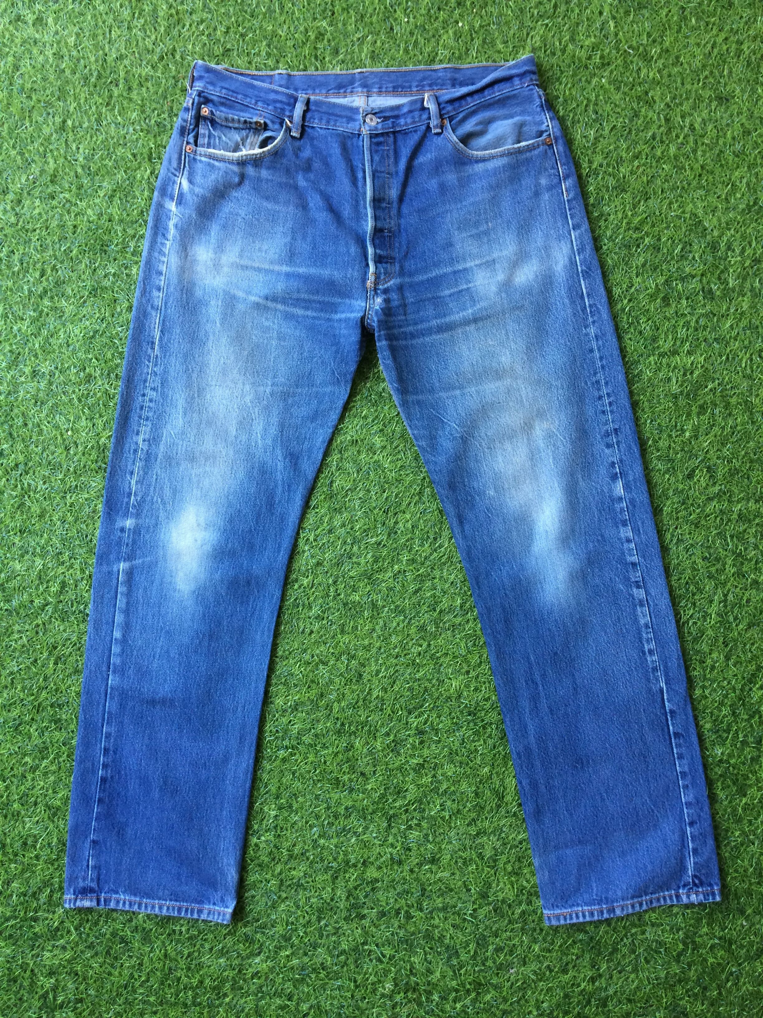 Levi's Distressed Levis 501 Medium Wash Jeans #B-448 Size US 37 - 1 Thumbnail