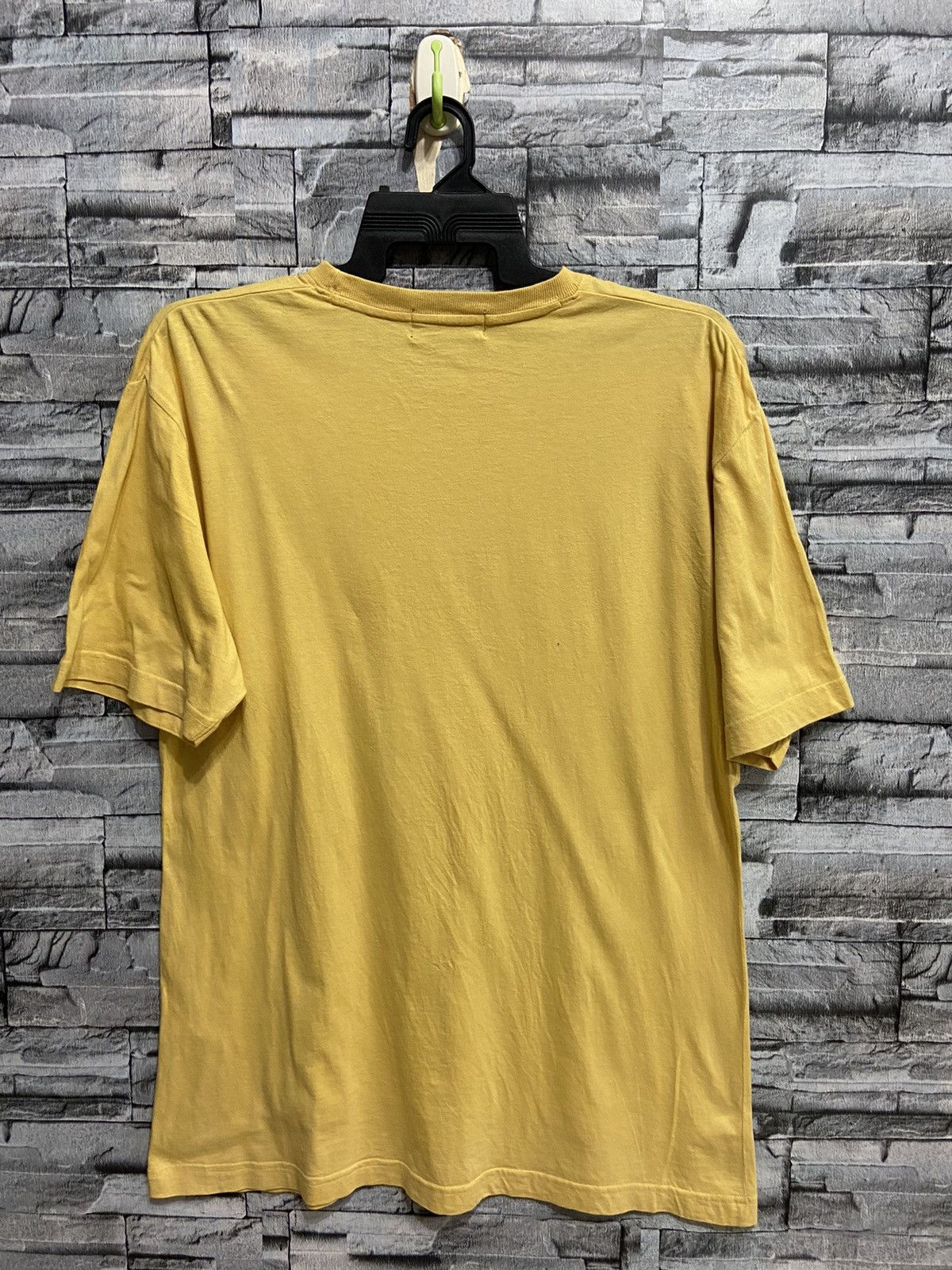 Valentino Vintage Gianni Valentino t shirt spell out size LL fit L Size US L / EU 52-54 / 3 - 6 Thumbnail