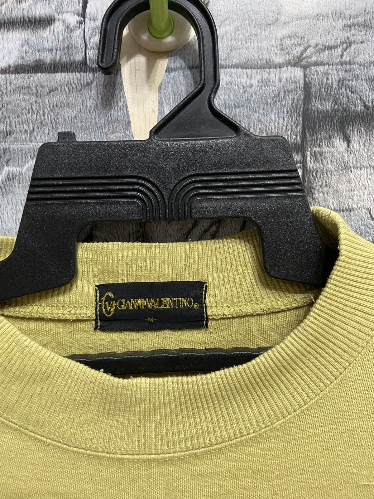 Valentino Vintage Gianni Valentino sweatshirt small design Size US M / EU 48-50 / 2 - 4 Thumbnail