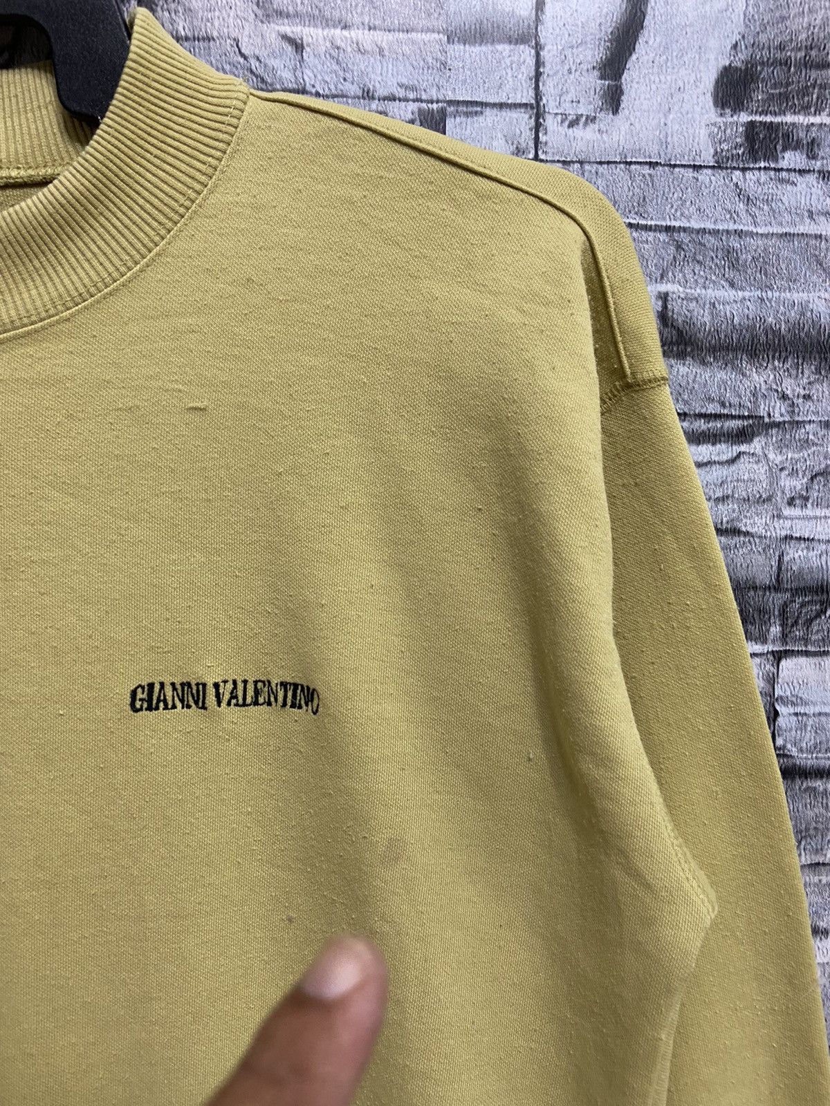 Valentino Vintage Gianni Valentino sweatshirt small design Size US M / EU 48-50 / 2 - 3 Thumbnail