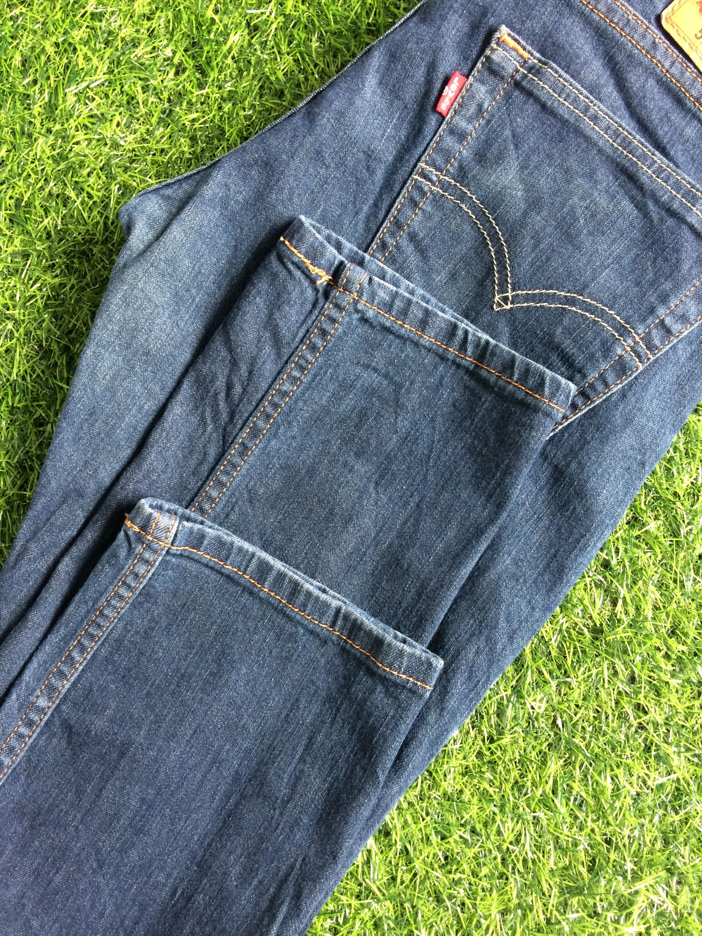 Levi's Vintage Distressed Levis 511 Jeans #B-033 Size US 31 - 5 Thumbnail