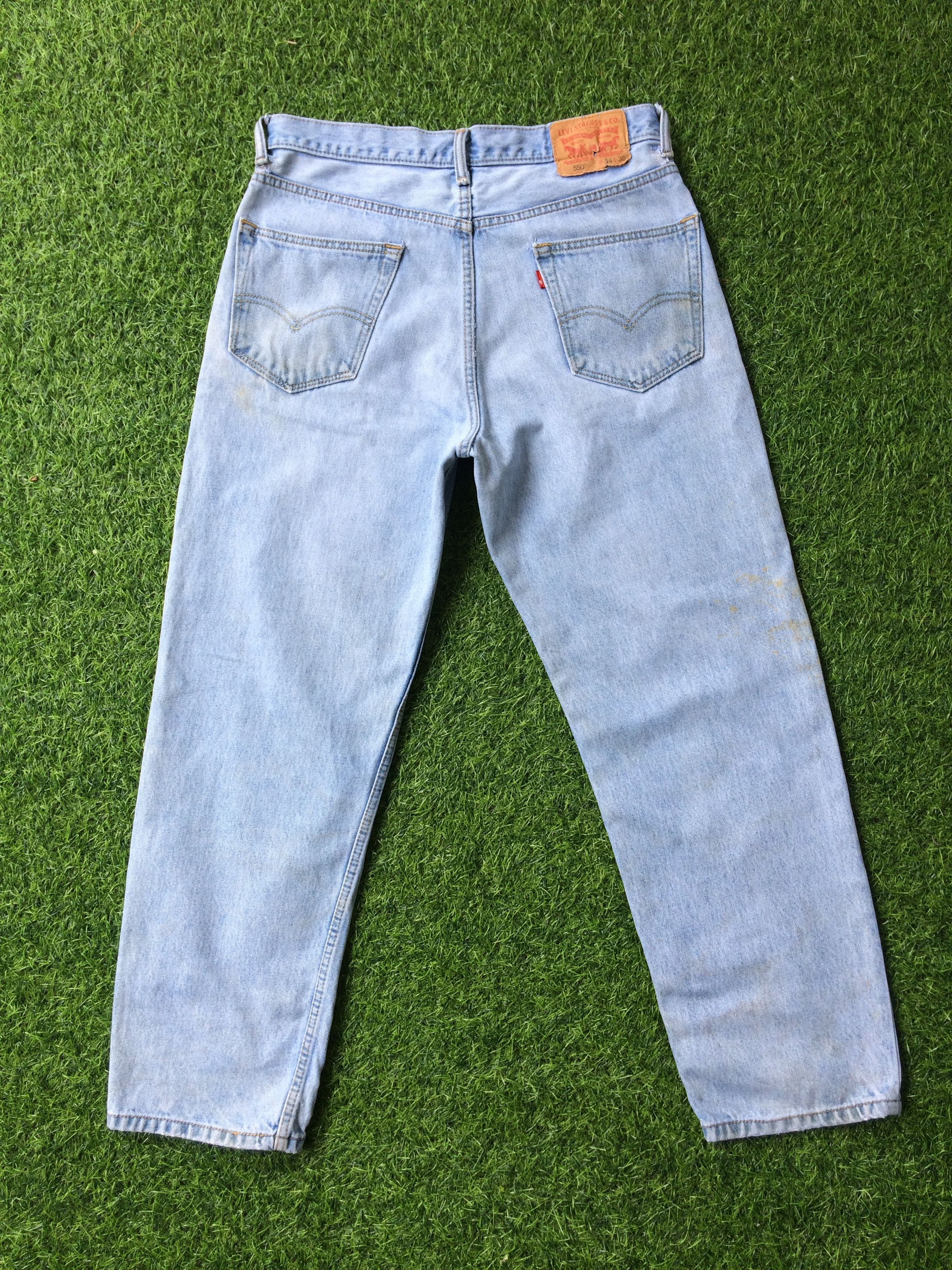 Levi's Distressed Levis 550 Dirty Jeans #B-359 Size US 32 / EU 48 - 2 Thumbnail