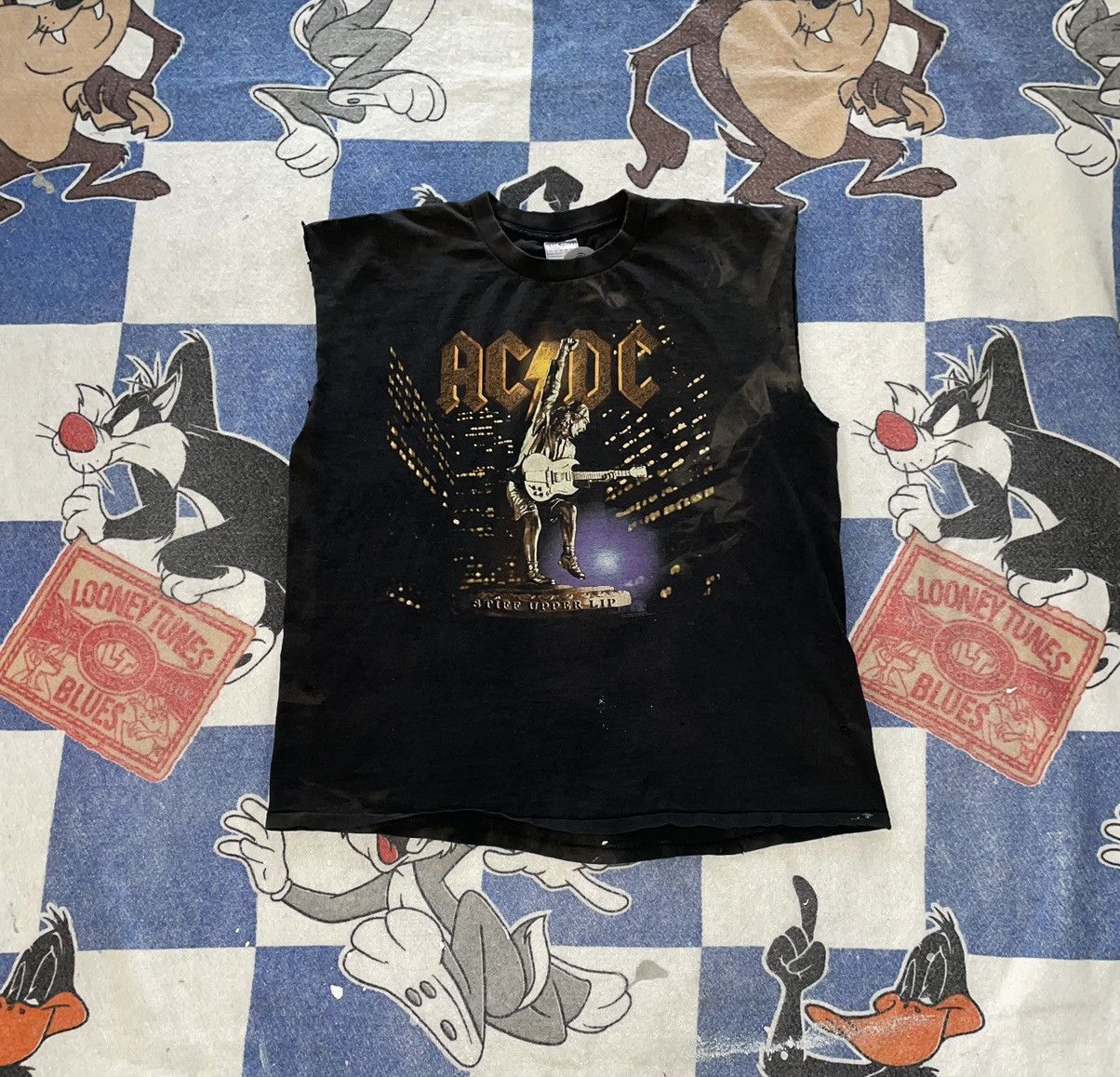 AC/DC Vintage AC/DC tour tee Size US XL / EU 56 / 4 - 1 Thumbnail