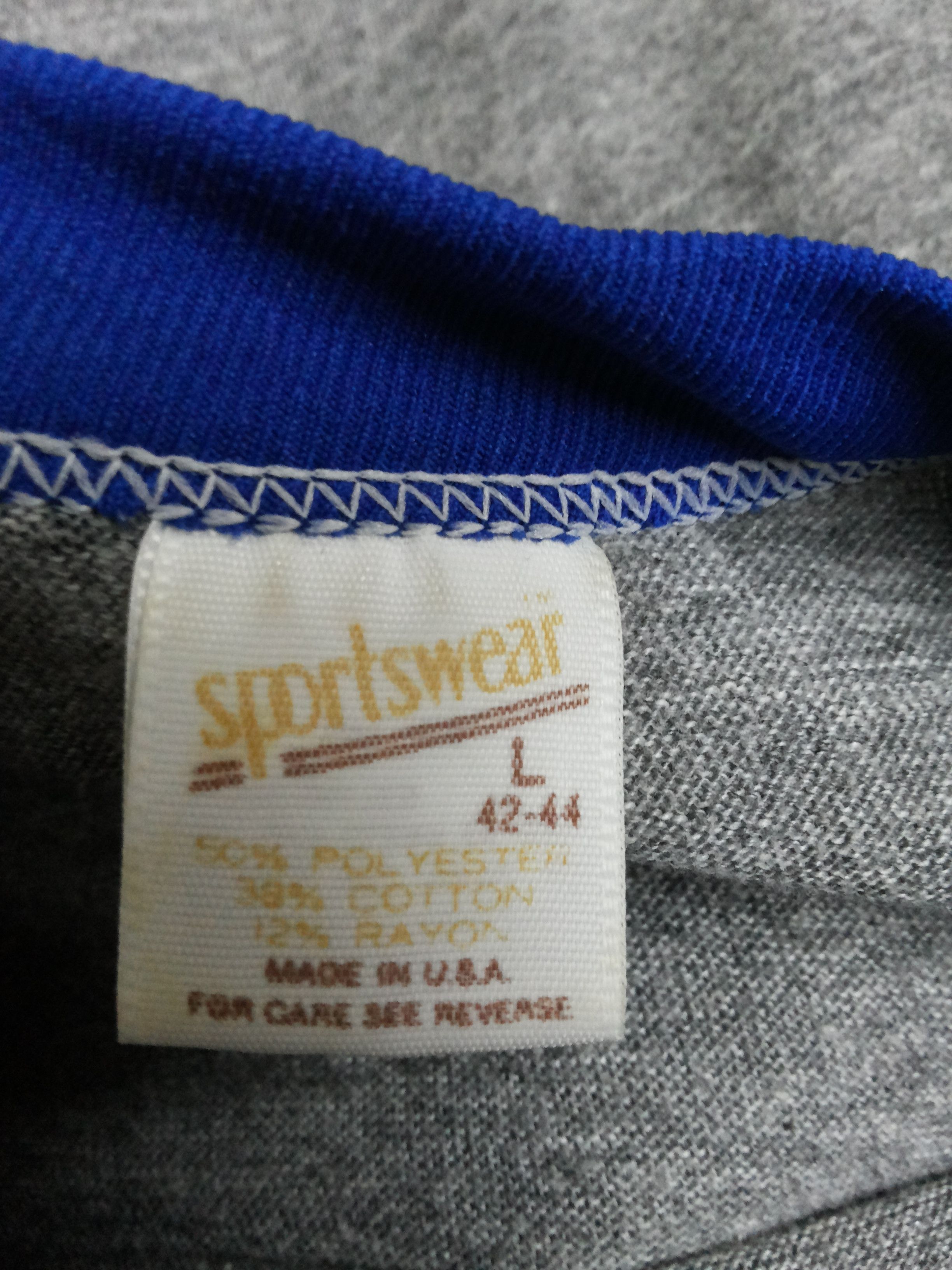 Vintage Vintage 80's Yellowstone raglan shirt Size US L / EU 52-54 / 3 - 4 Thumbnail
