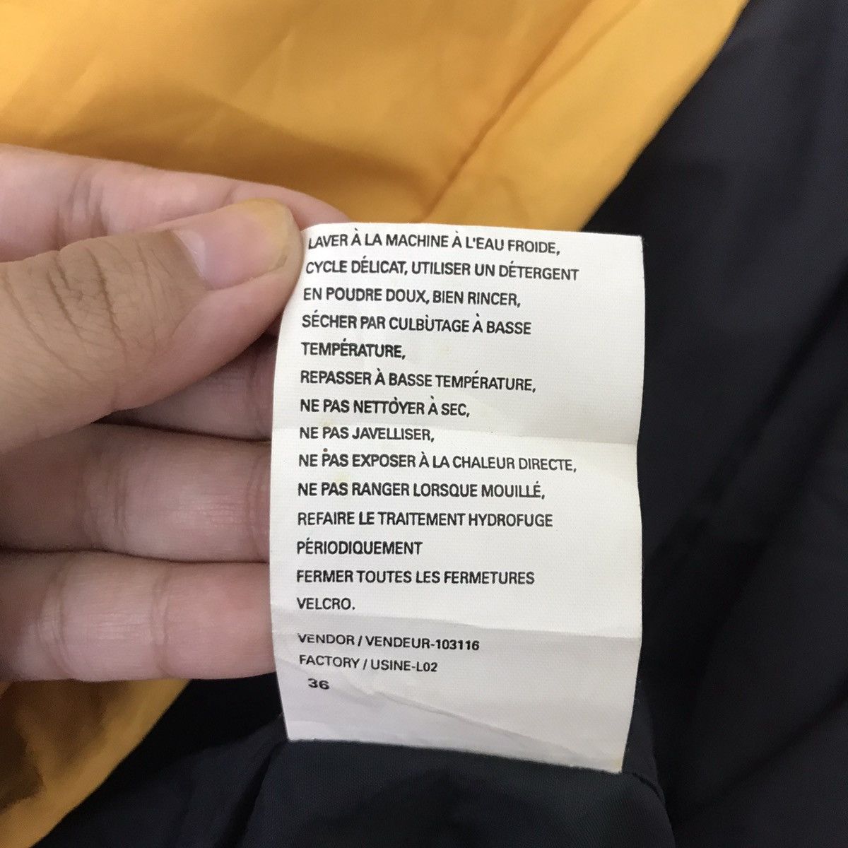 The North Face THE NORTH FACE Hommes T Grands Outdoor Yellow Black Jacket Size US XXL / EU 58 / 5 - 8 Thumbnail