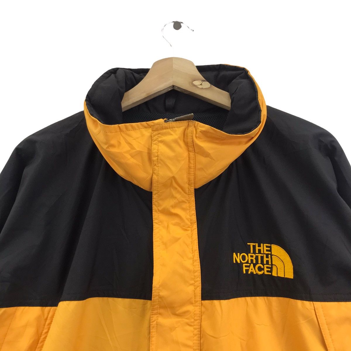 The North Face THE NORTH FACE Hommes T Grands Outdoor Yellow Black Jacket Size US XXL / EU 58 / 5 - 2 Thumbnail