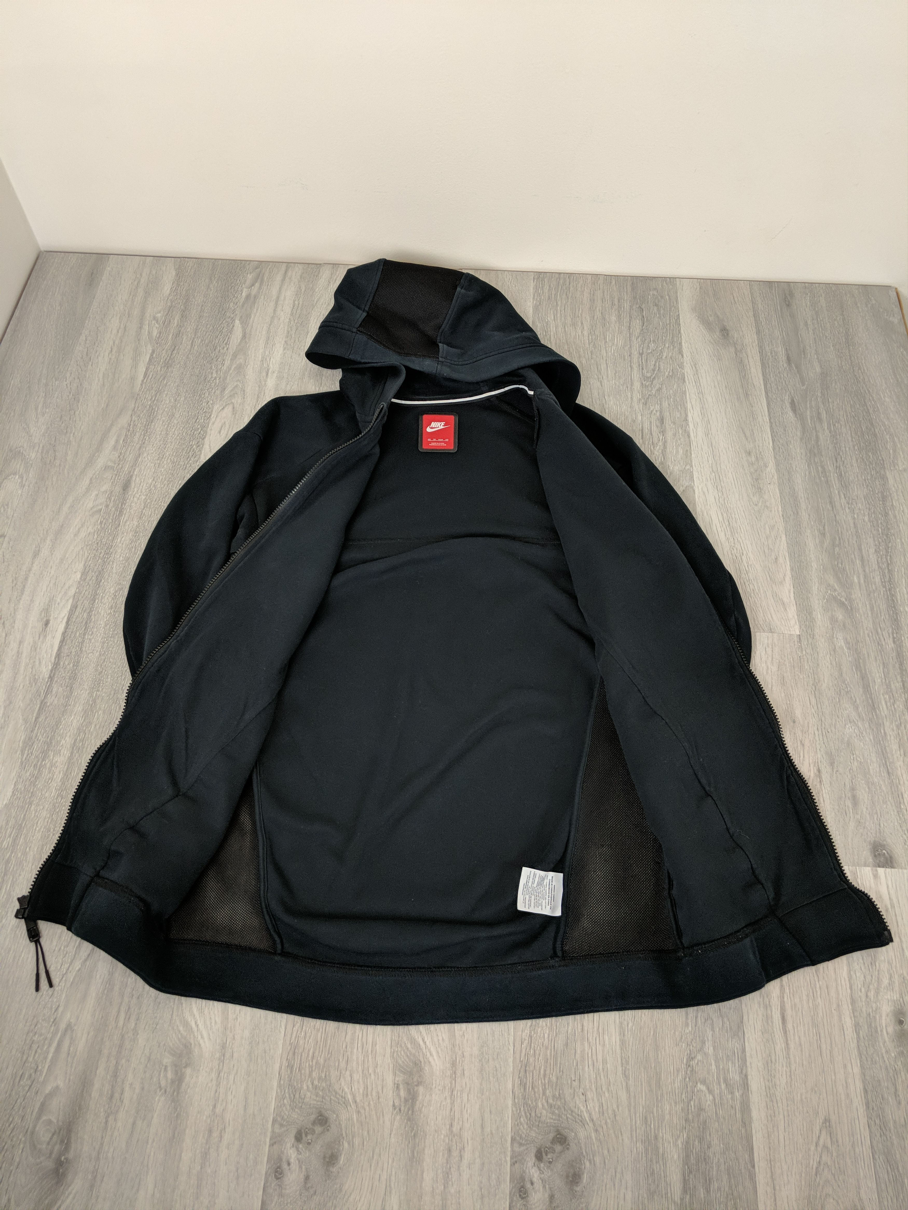 Nike Nike Tech Fleece Triple Black Cocoon Zip Up Hoodie Size XS / US 0-2 / IT 36-38 - 3 Thumbnail
