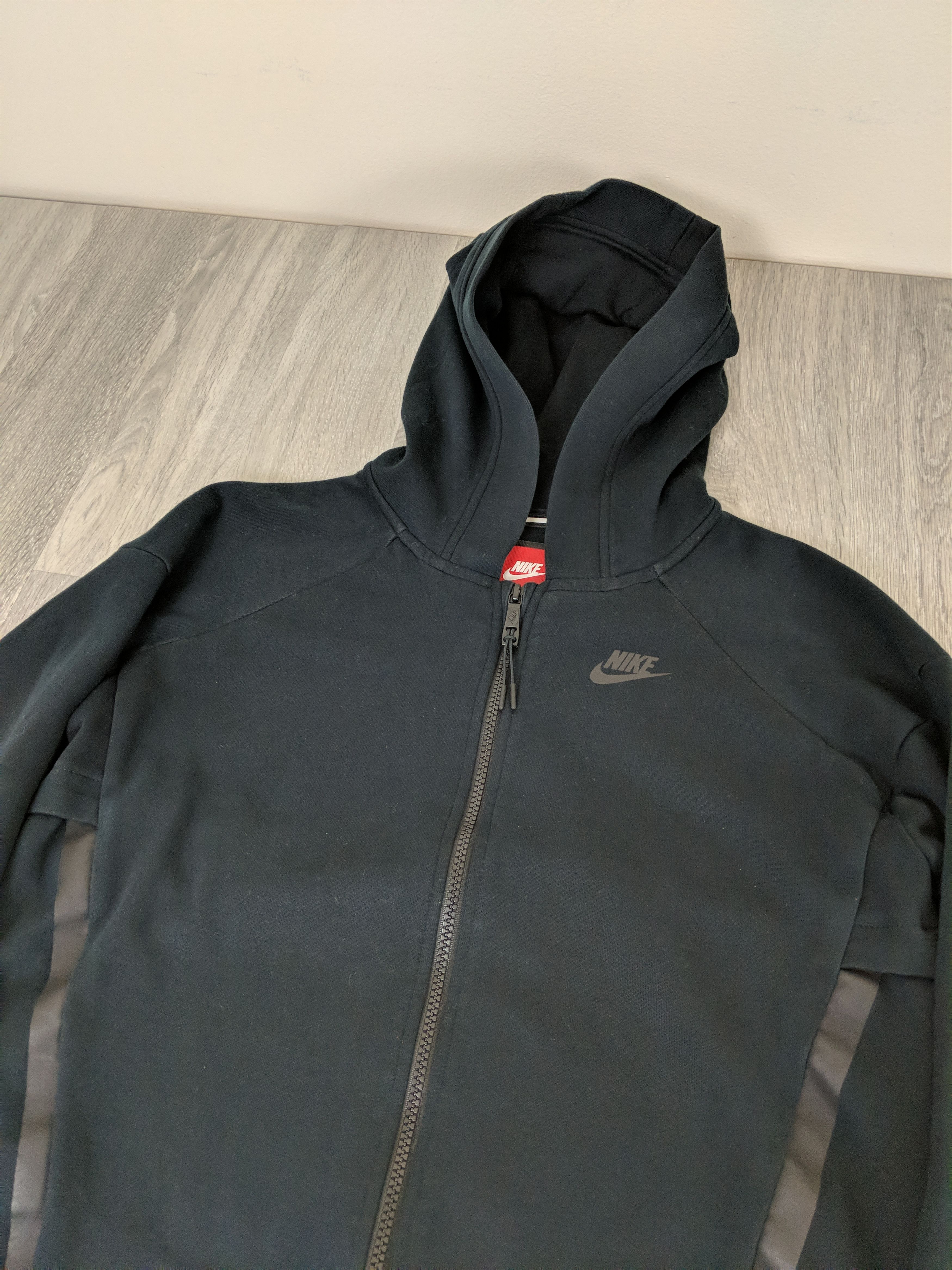 Nike Nike Tech Fleece Triple Black Cocoon Zip Up Hoodie Size XS / US 0-2 / IT 36-38 - 4 Thumbnail