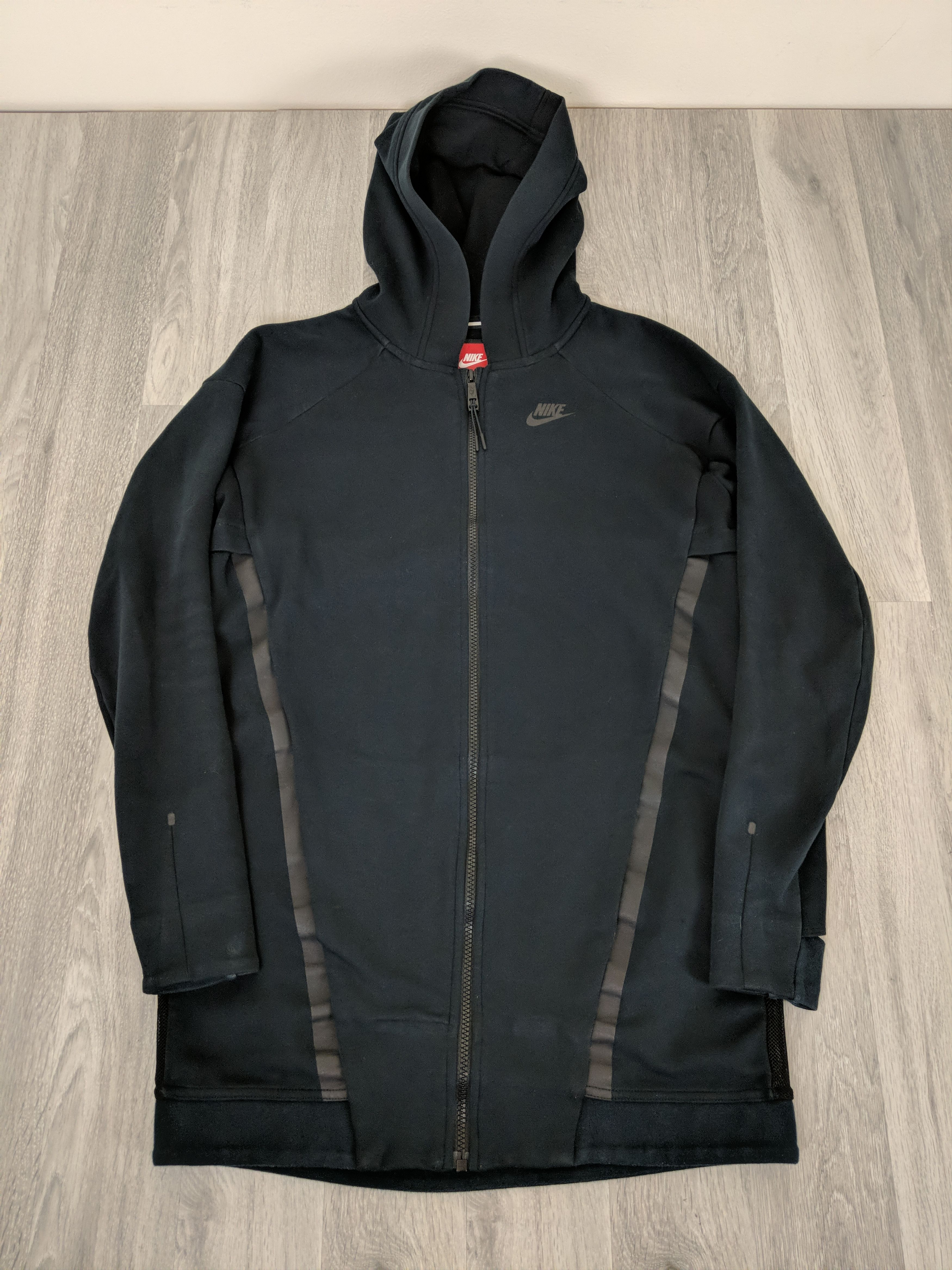 Nike Nike Tech Fleece Triple Black Cocoon Zip Up Hoodie Size XS / US 0-2 / IT 36-38 - 1 Thumbnail